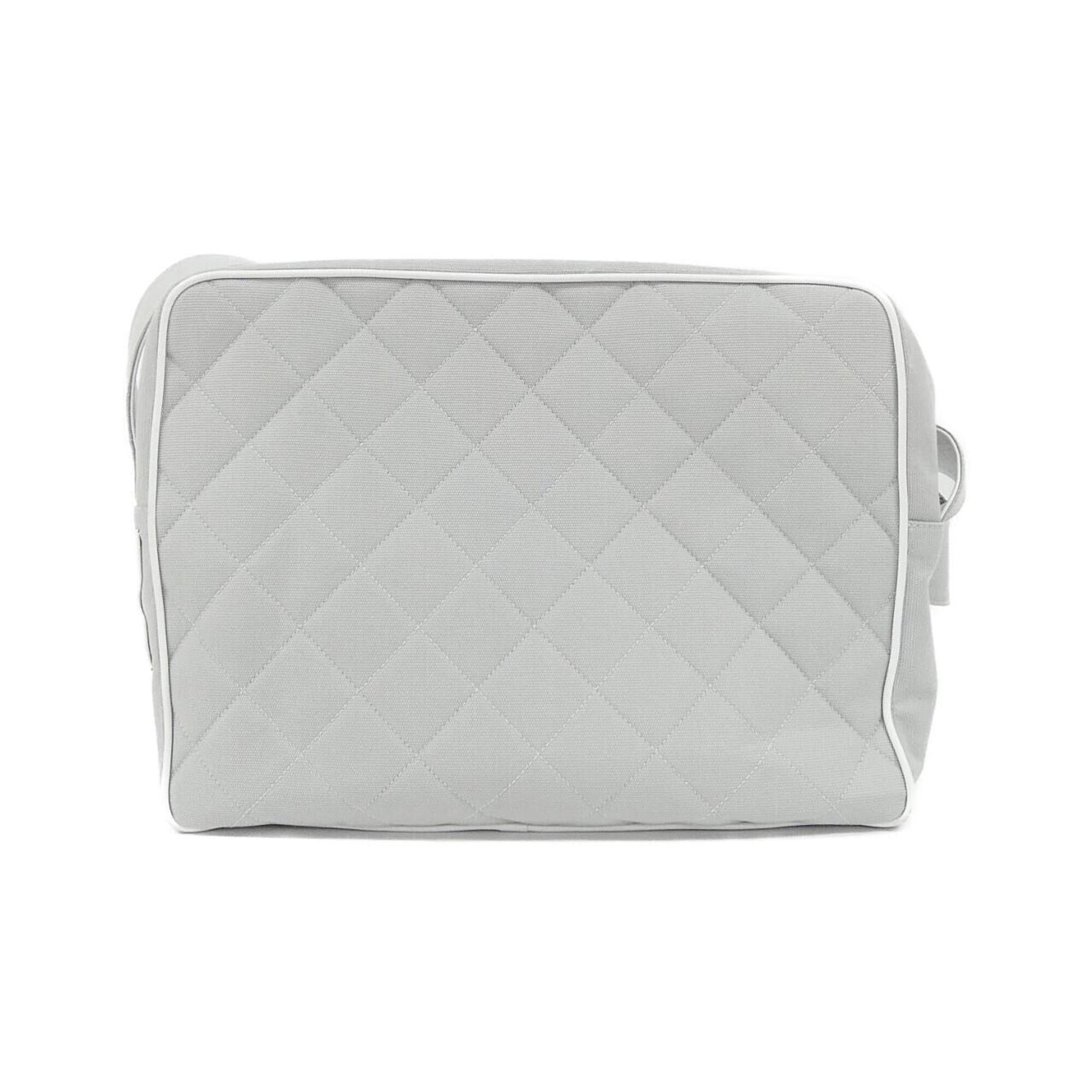 Chanel Gray White Canvas Shoulder Bag (Pre-Owned)