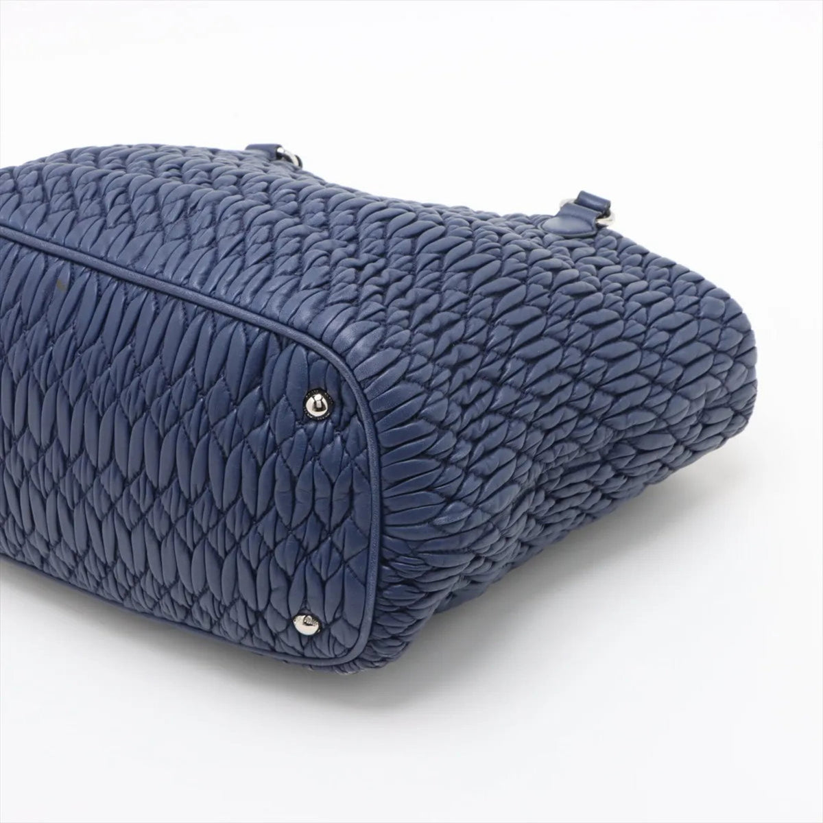 Miu Miu Matelasse Navy Leather Shoulder Bag (Pre-Owned)