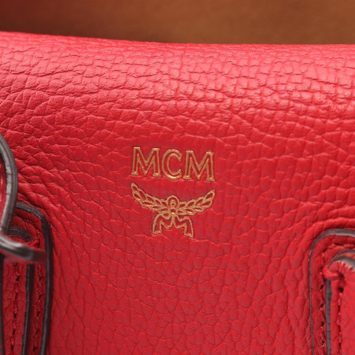 Mcm Red Color Leather Handbag (Pre-Owned)