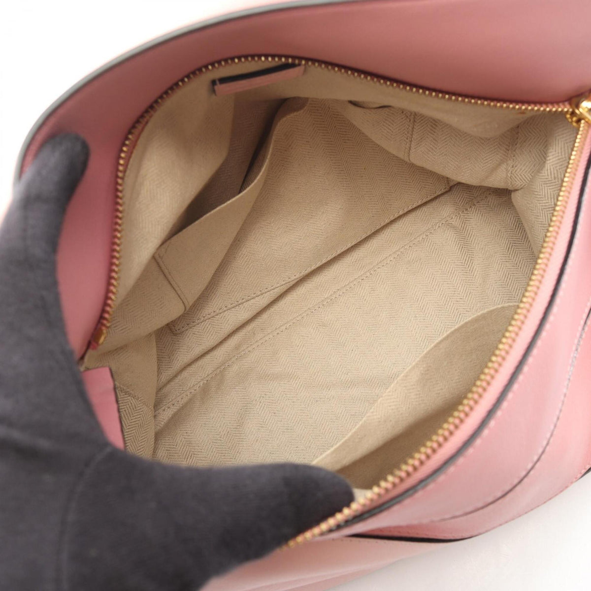 Loewe Pink Leather Handbag (Pre-Owned)