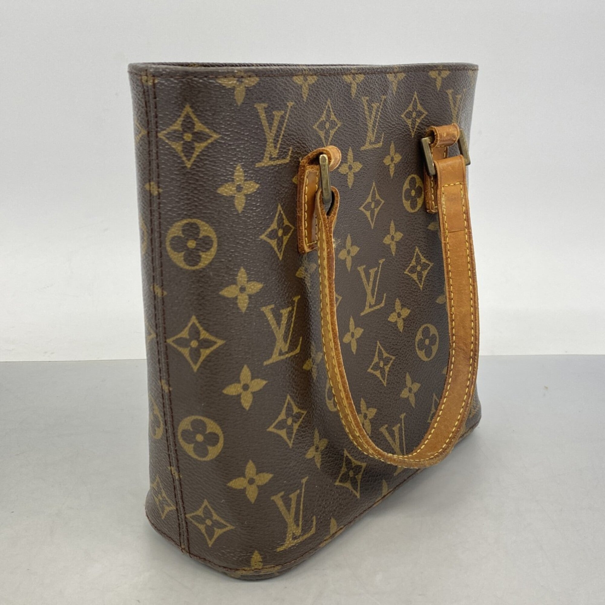 Louis Vuitton Brown Handbag (Pre-Owned)
