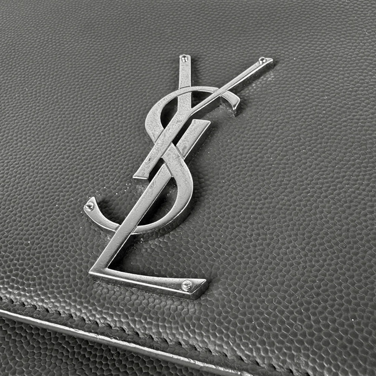 Saint Laurent Gray Leather Shoulder Bag (Pre-Owned)