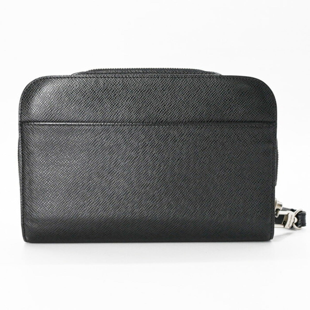 Louis Vuitton Ardoise Black Taiga Leather Clutch Bag (Pre-Owned)
