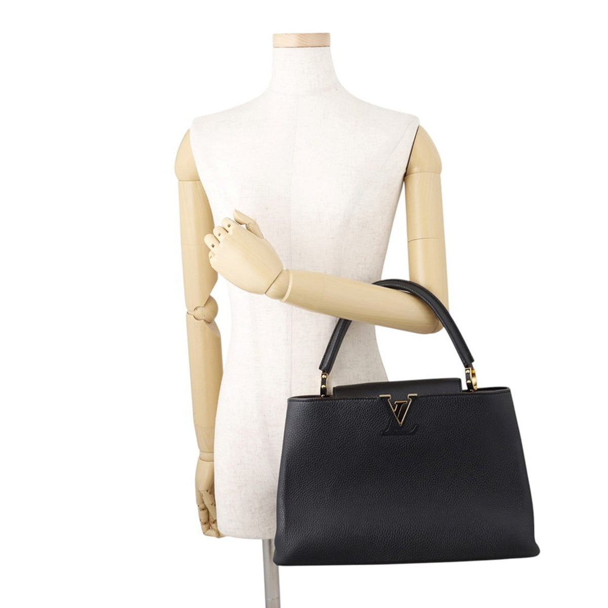 Louis Vuitton Noir Leather Handbag (Pre-Owned)