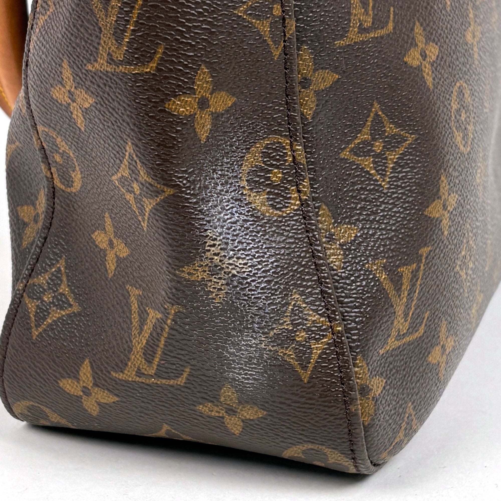 Louis Vuitton Brown Monogram Shoulder Bag (Pre-Owned)