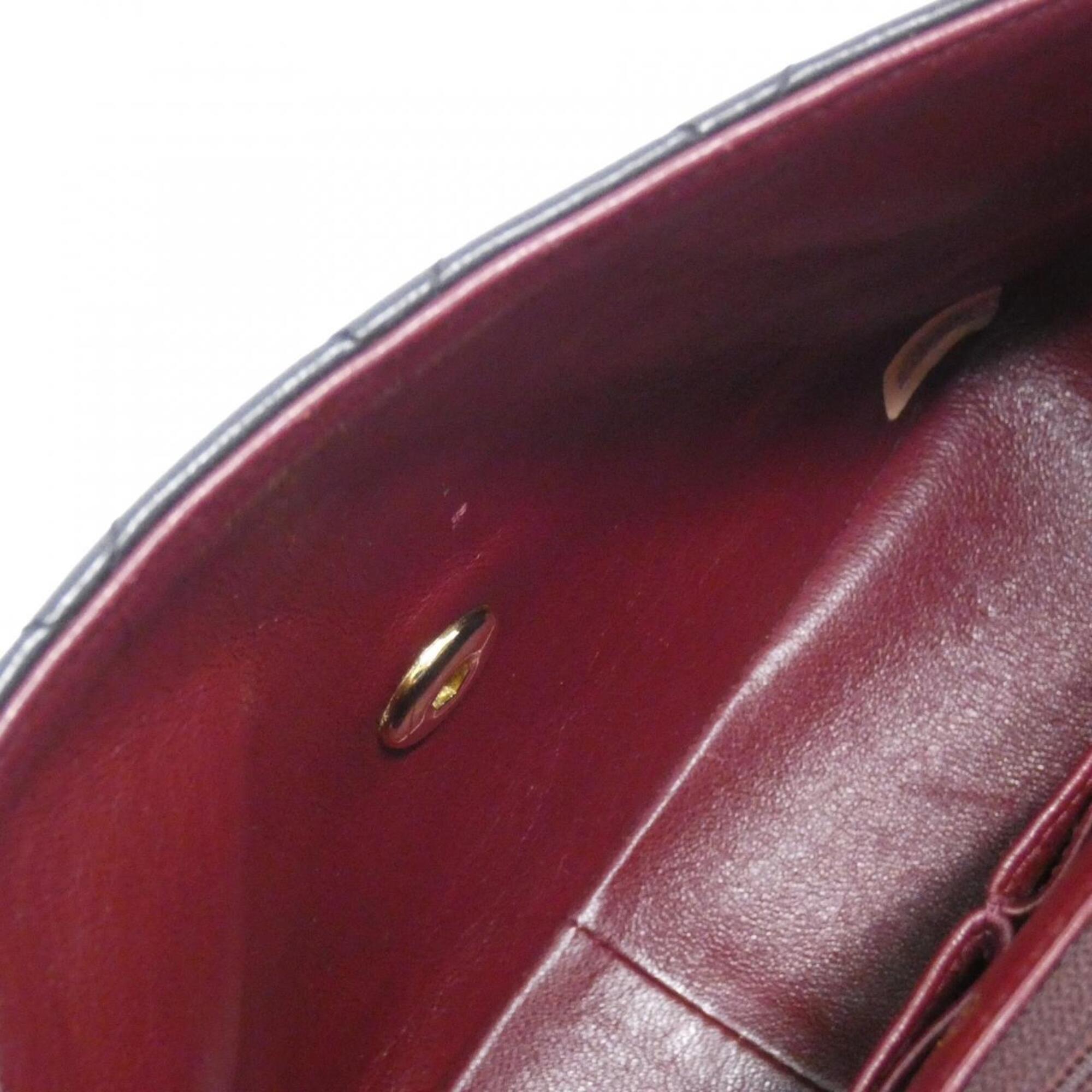Chanel Black Leather Shoulder Bag (Pre-Owned)