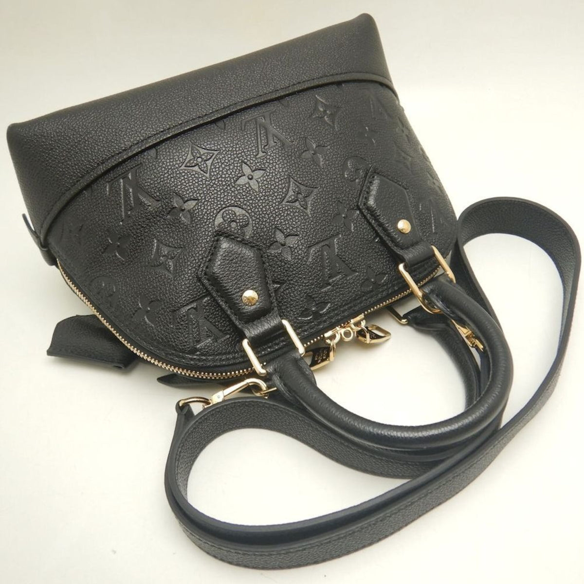Louis Vuitton Noir Monogram Empreinte Handbag (Pre-Owned)