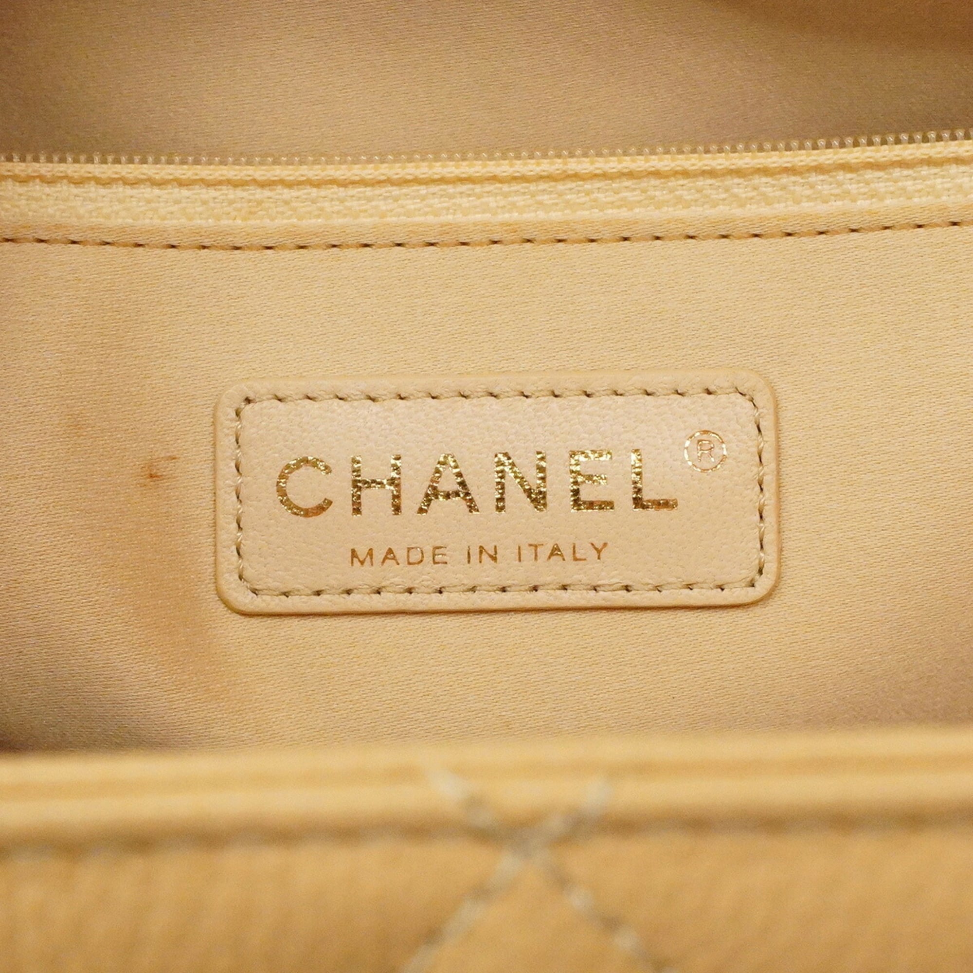 Chanel Beige Grained Calfskin Tote Bag (Pre-Owned)