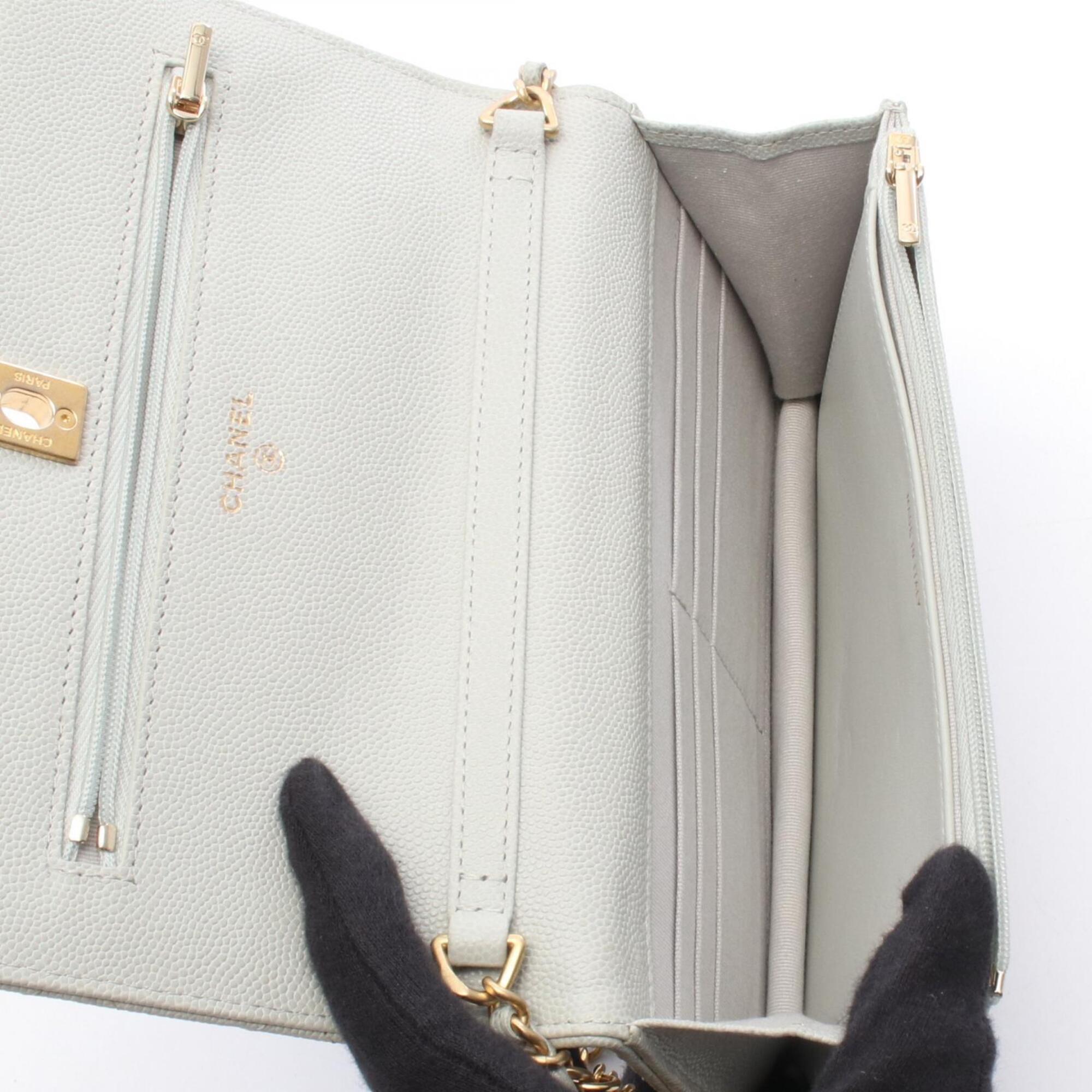 Chanel Gray Grained Calfskin Handbag Shoulder Bag (Pre-Owned)
