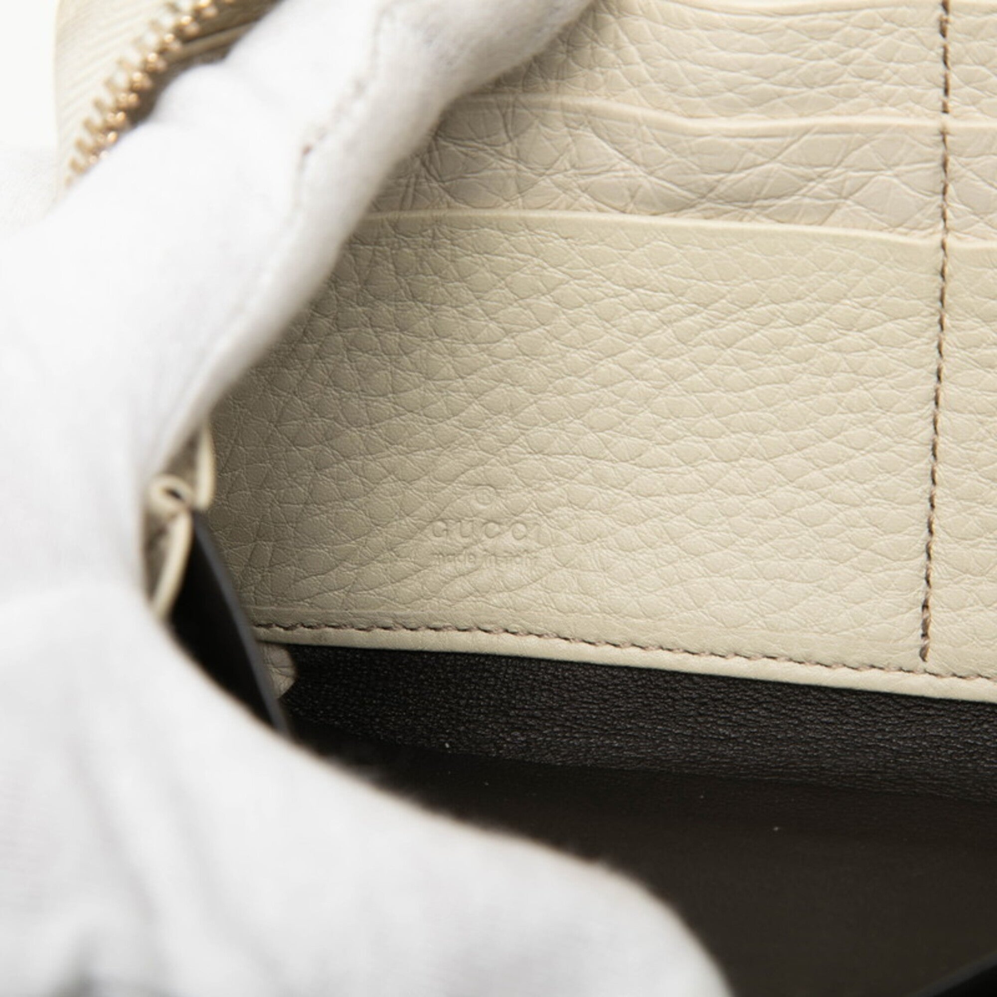 Gucci Beige Leather Long Wallet (Bi-Fold) (Pre-Owned)