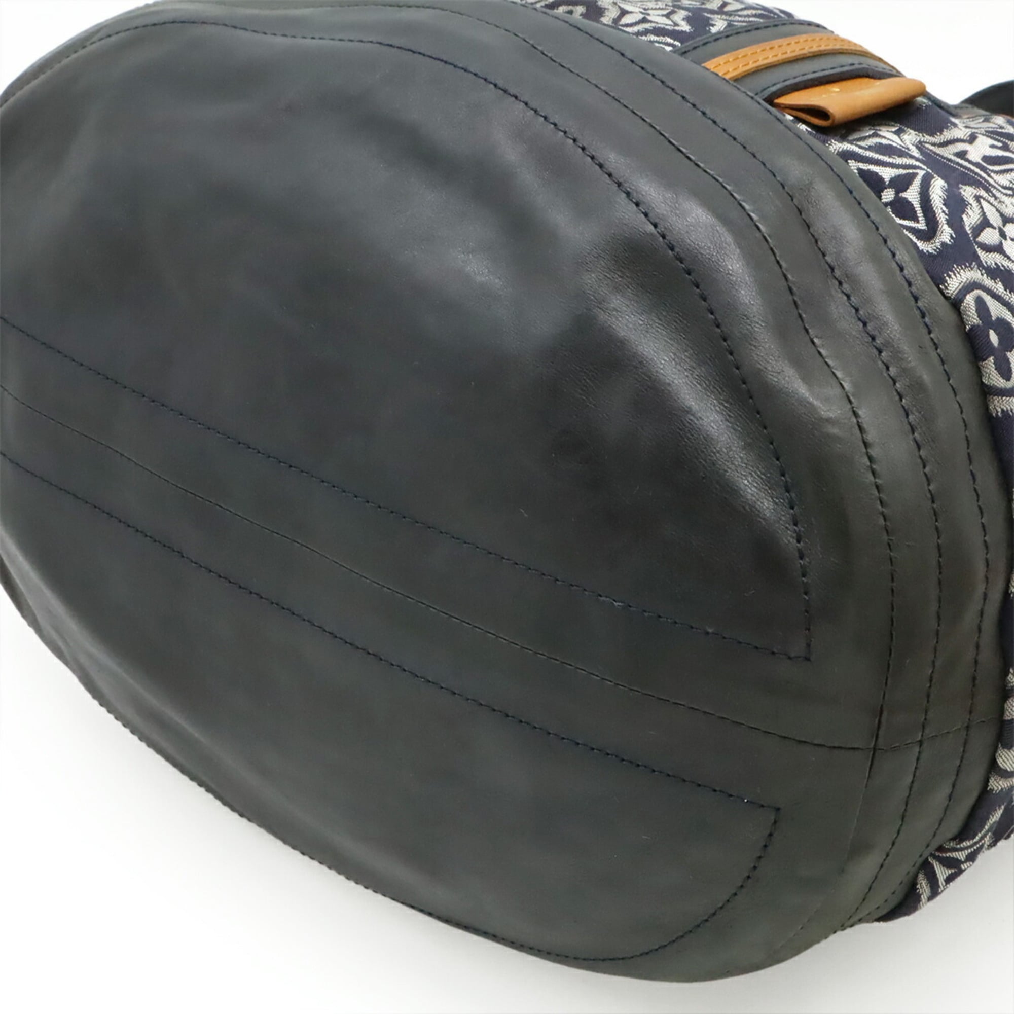 Louis Vuitton Nylon Leather Shoulder Bag Tote Bag (Pre-Owned)