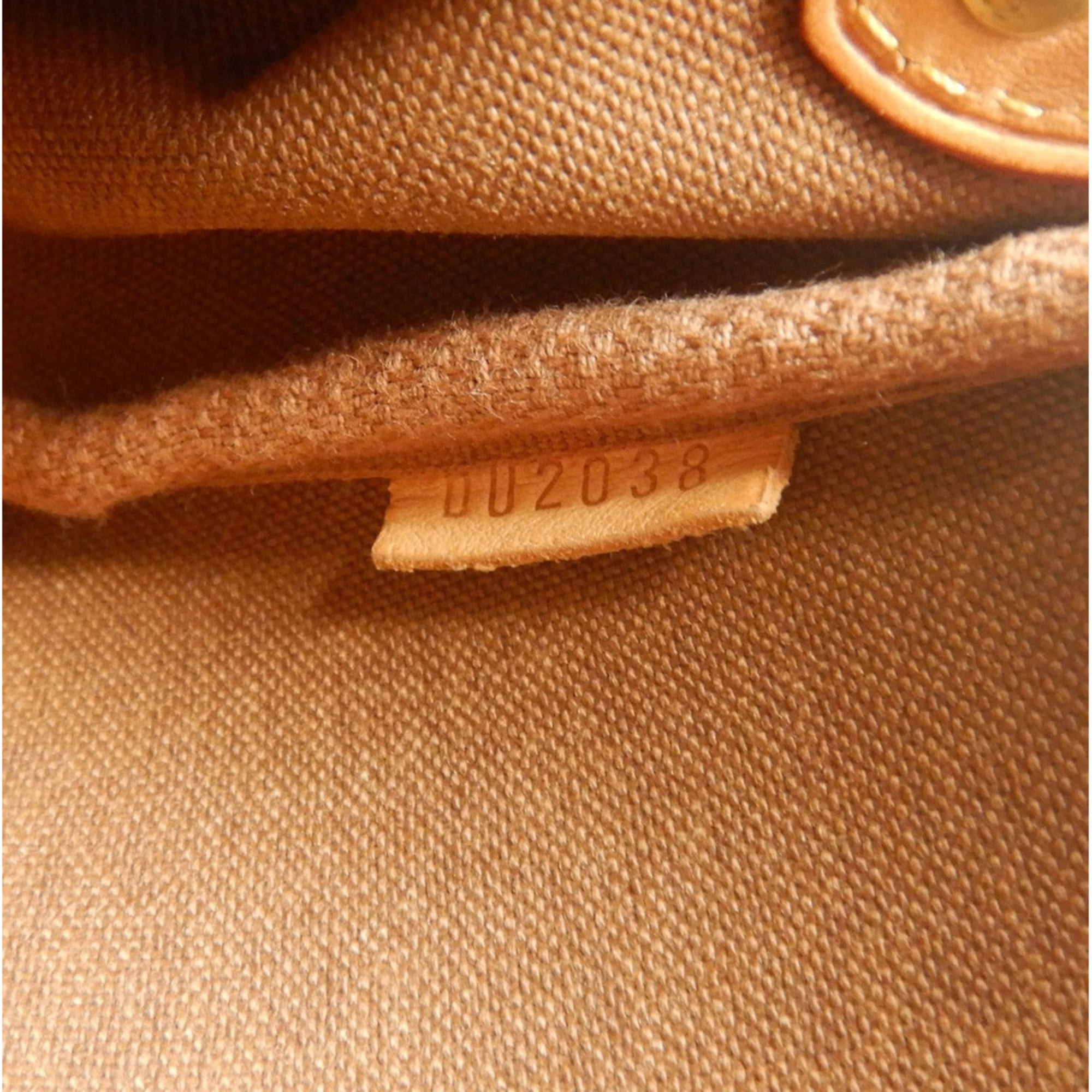Louis Vuitton Monogram Brown Monogram Shoulder Bag (Pre-Owned)
