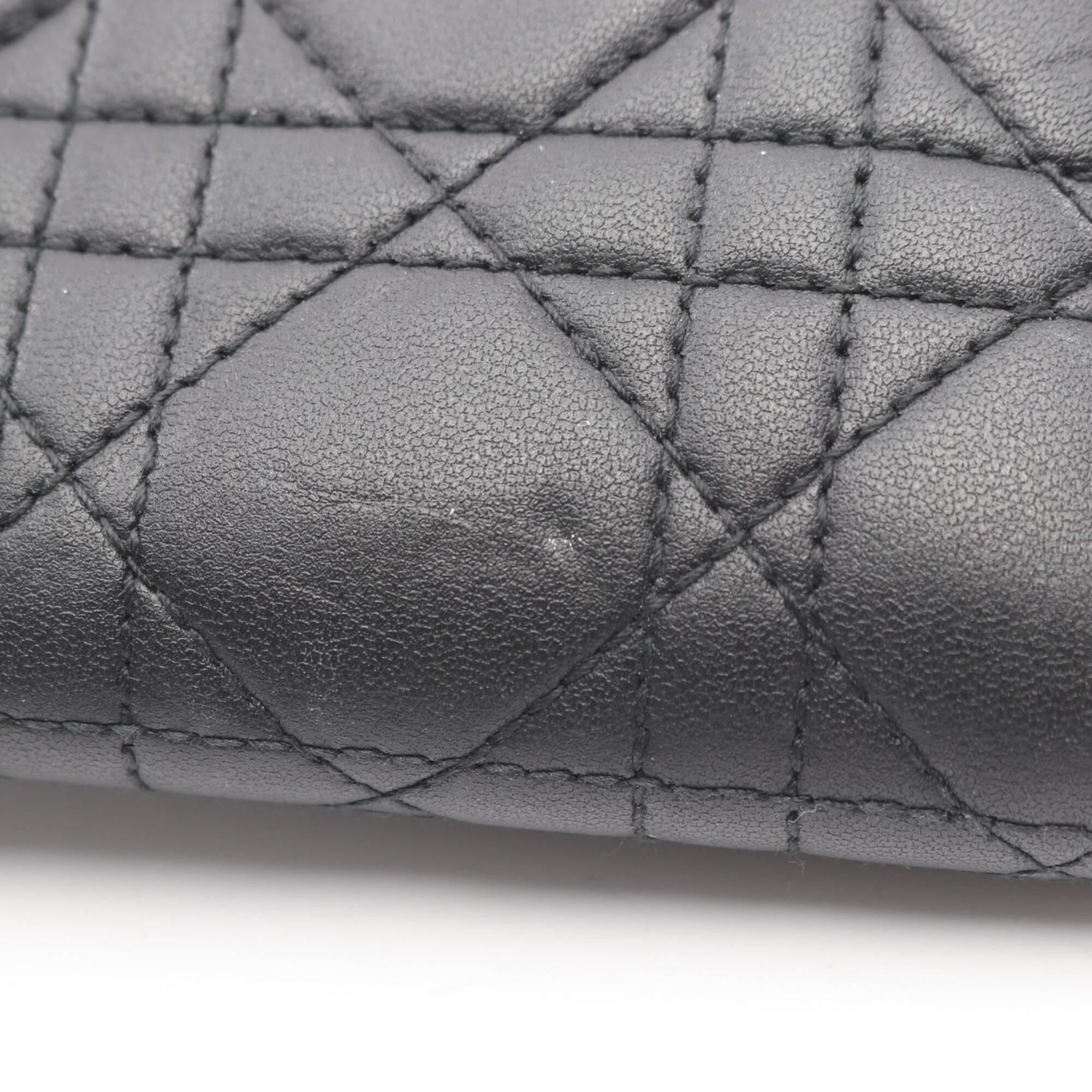 Christian Dior Black Leather Long Wallet (Bi-Fold) (Pre-Owned)
