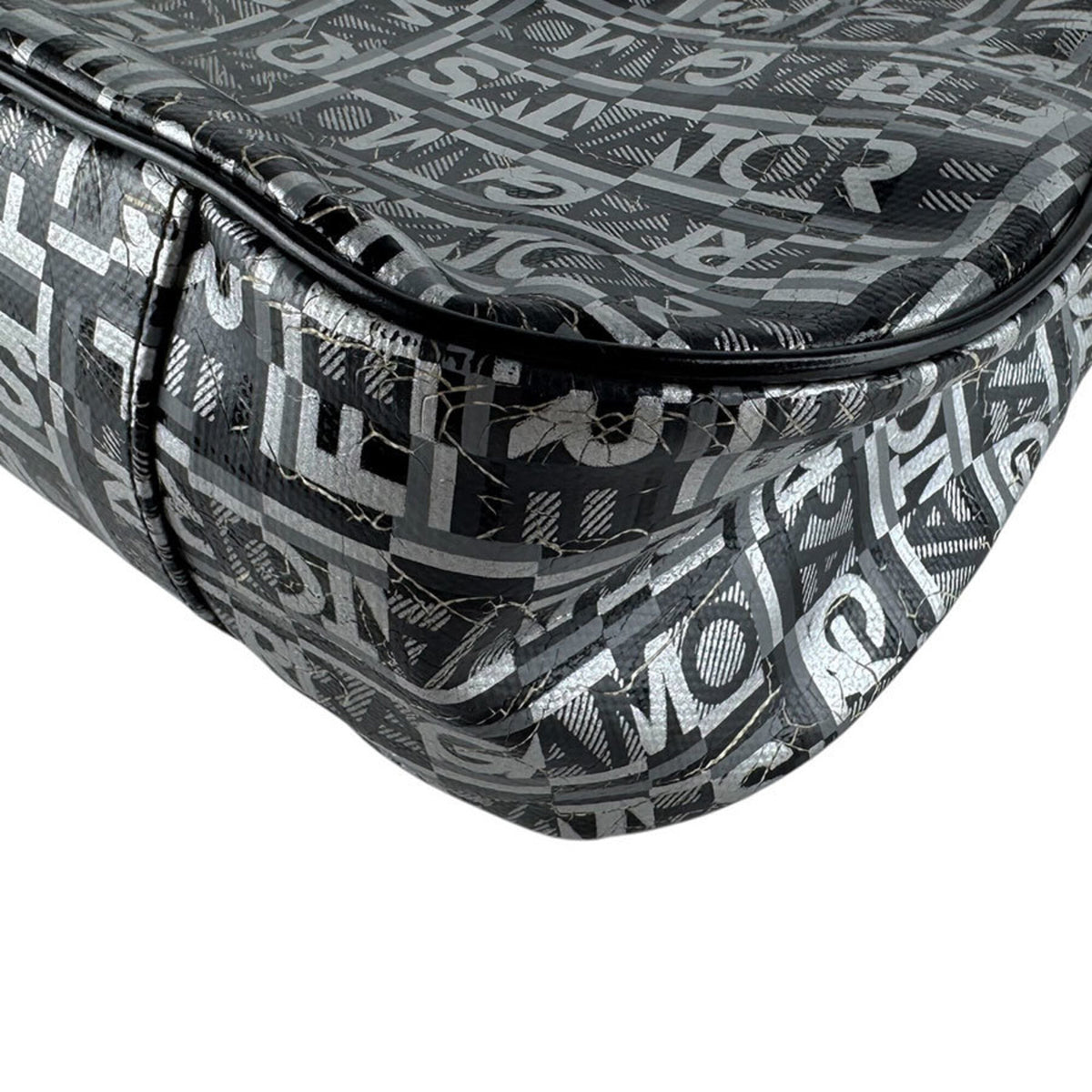 Salvatore Ferragamo Black Coated Canvas Leather Shoulder Bag (Pre-Owned)