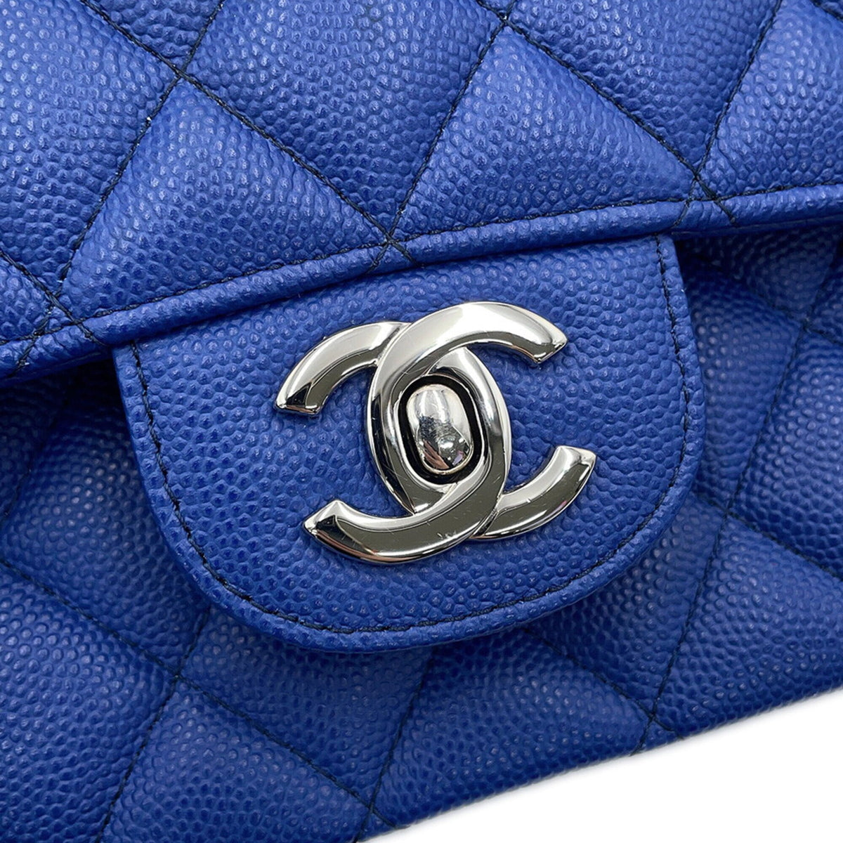 Chanel Matelasse Blue Grained Calfskin Handbag Shoulder Bag (Pre-Owned)