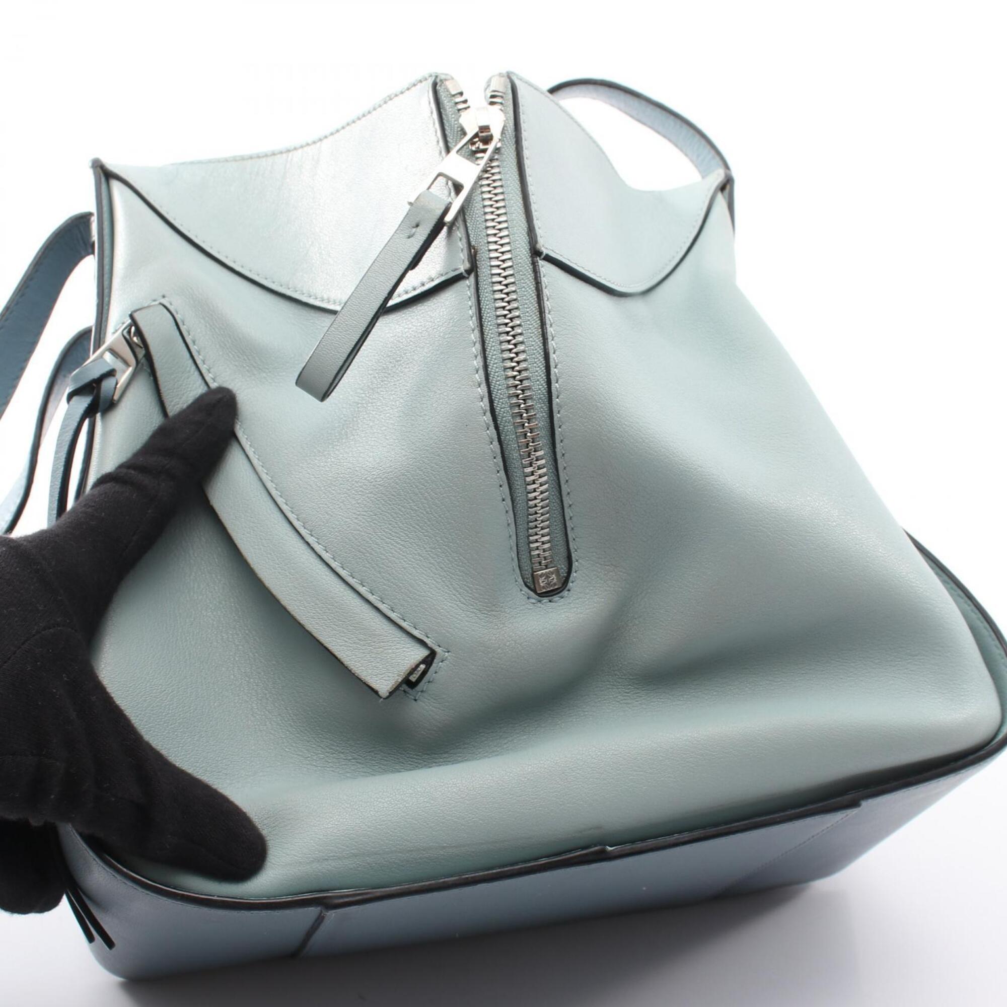 Loewe Blue Leather Handbag (Pre-Owned)