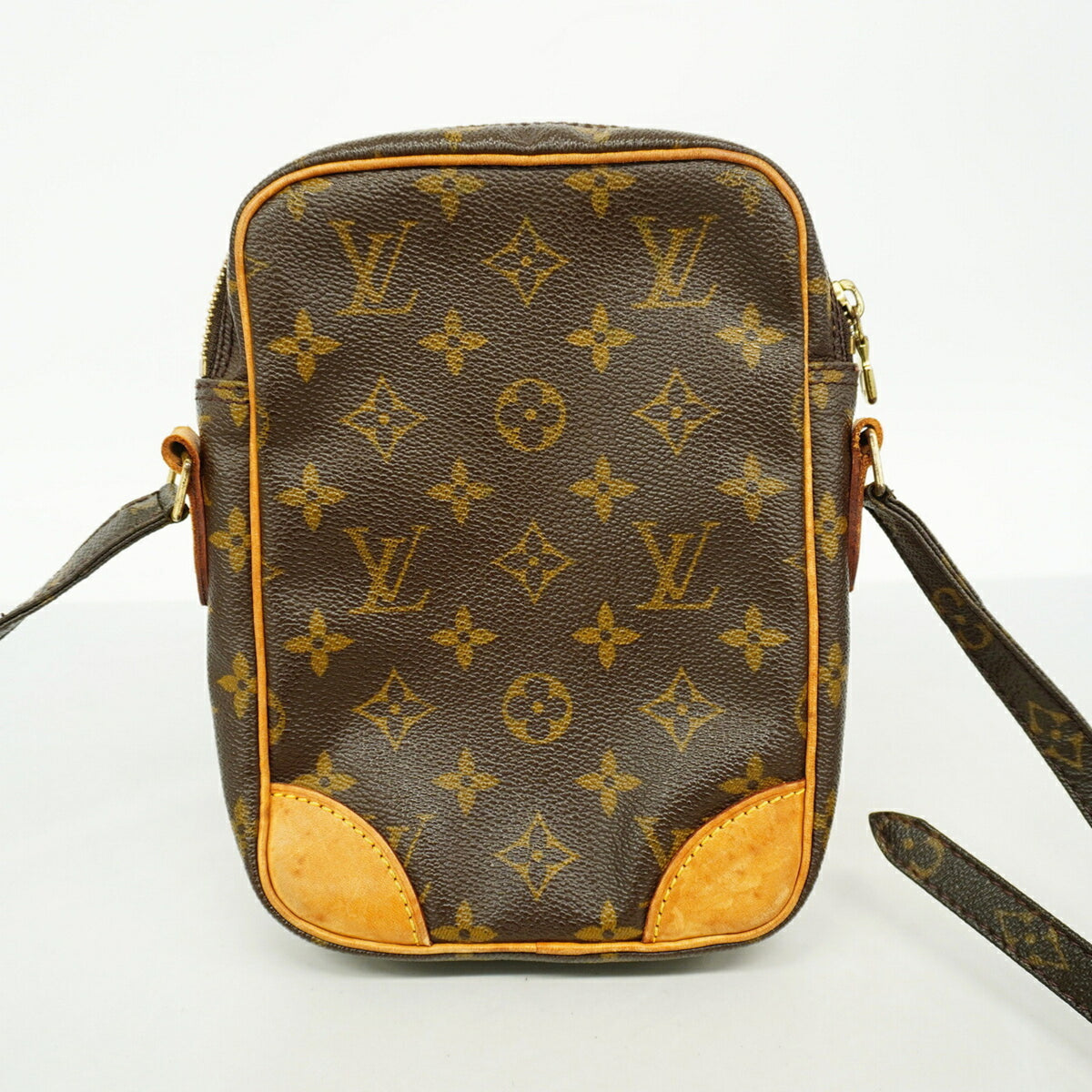 Louis Vuitton Brown Shoulder Bag (Pre-Owned)