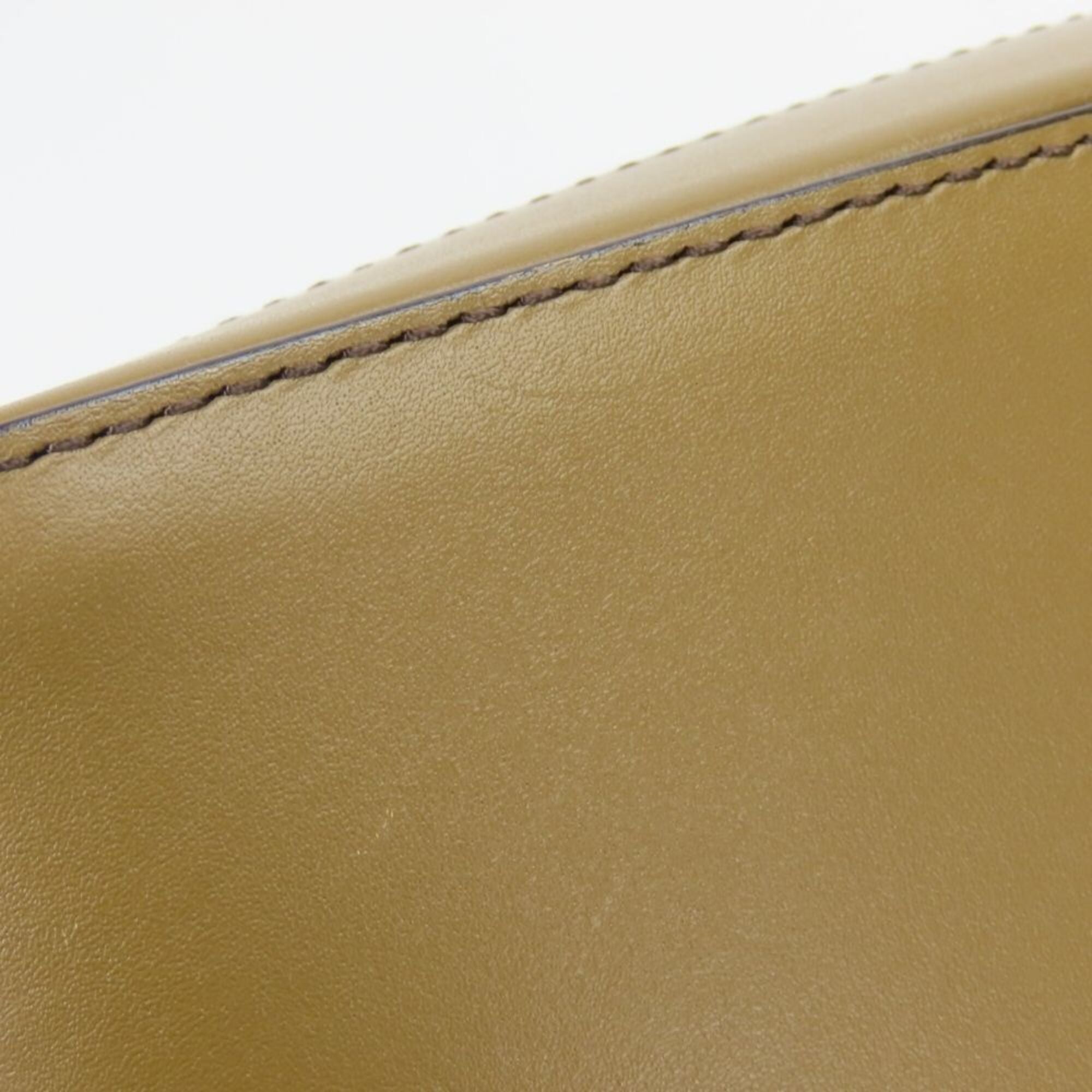 Burberry Brown Leather Shoulder Bag (Pre-Owned)