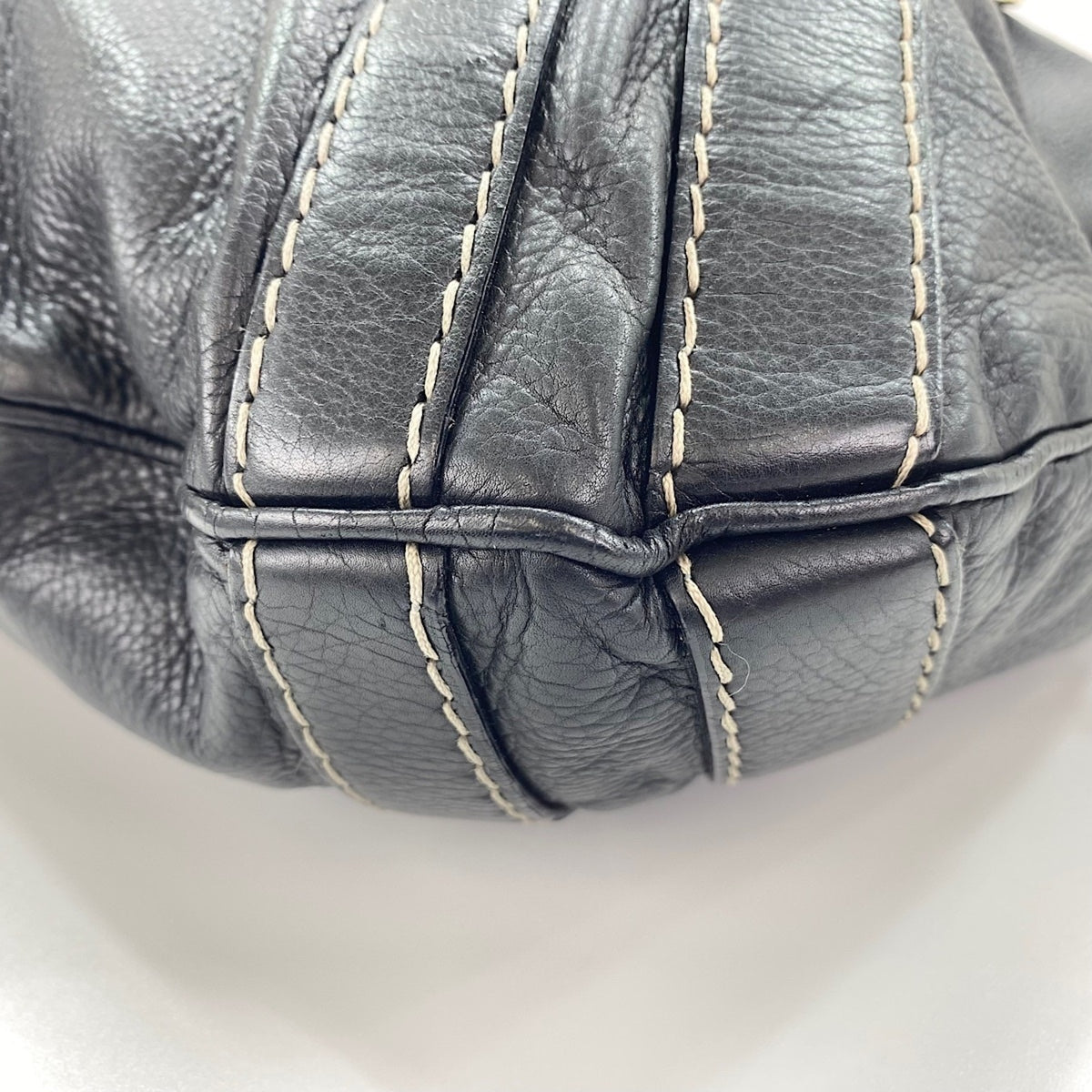 Gucci Black Shoulder Bag (Pre-Owned)
