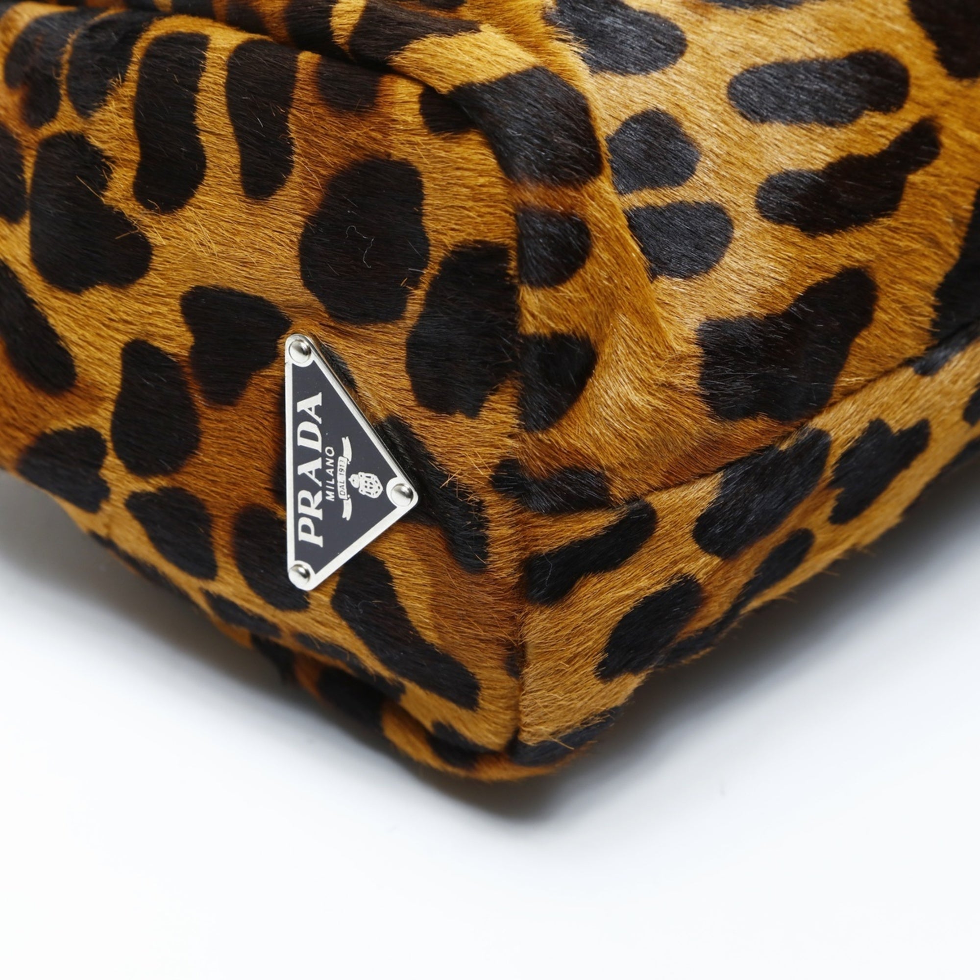 Prada Brown Leather Handbag (Pre-Owned)