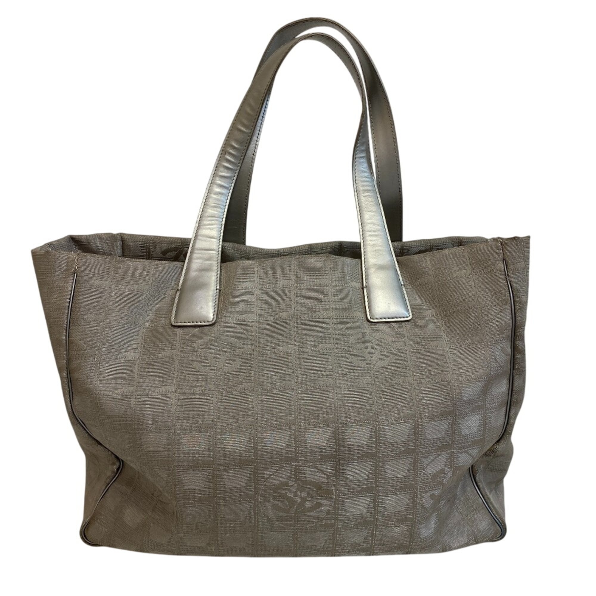 Chanel Silver Canvas Tote Bag (Pre-Owned)
