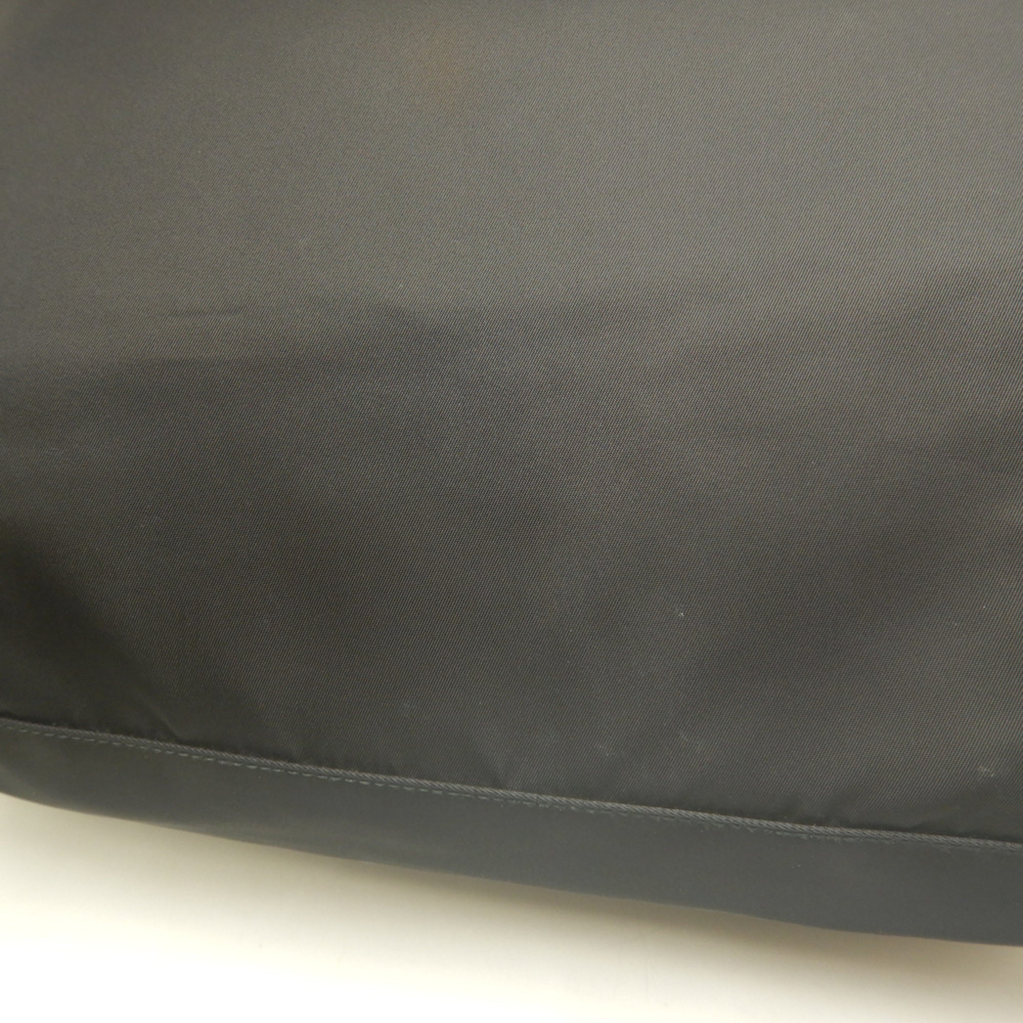 Prada Nero Nylon Tote Bag (Pre-Owned)