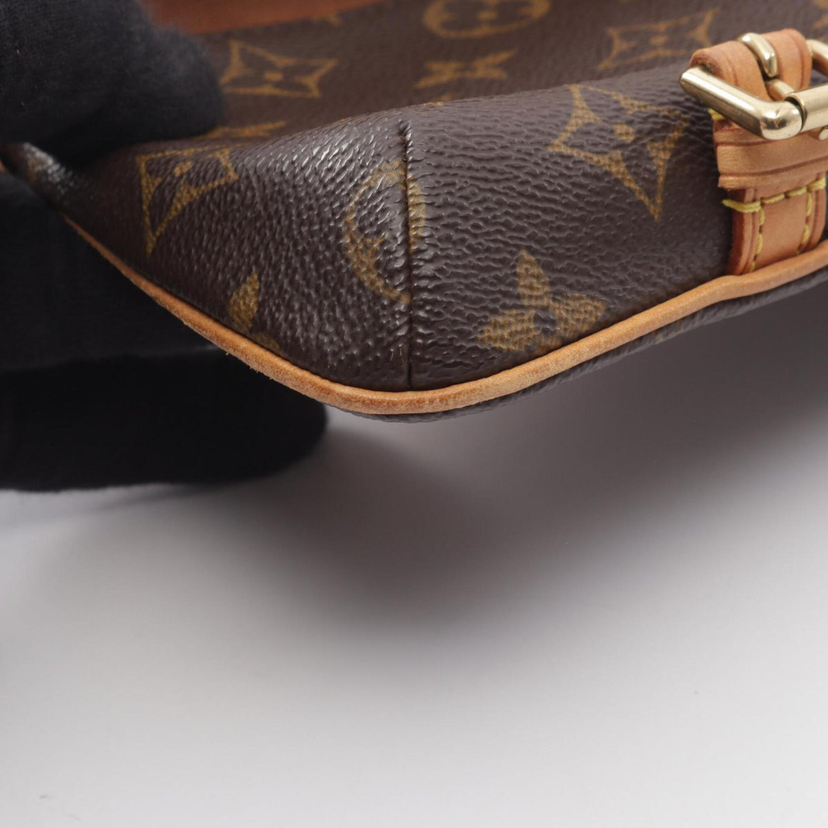 Louis Vuitton Brown Pvc Coated Canvas Leather Fanny Pack Handbag Pochette (Pre-Owned)