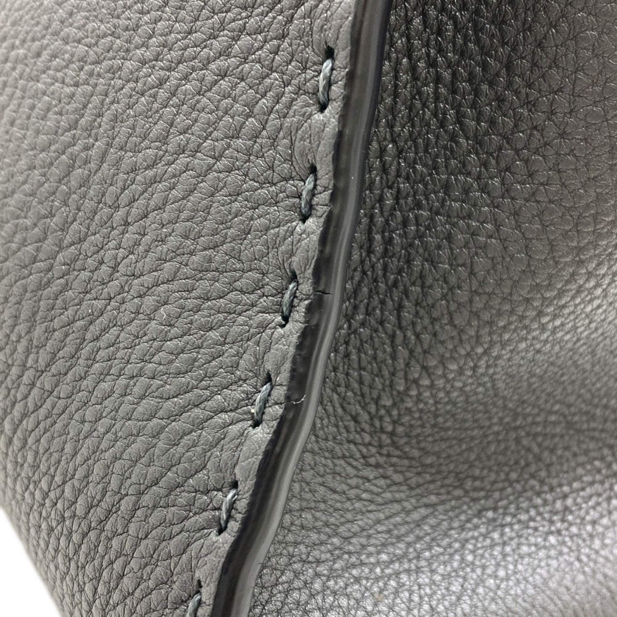 Fendi Gray Leather Handbag (Pre-Owned)