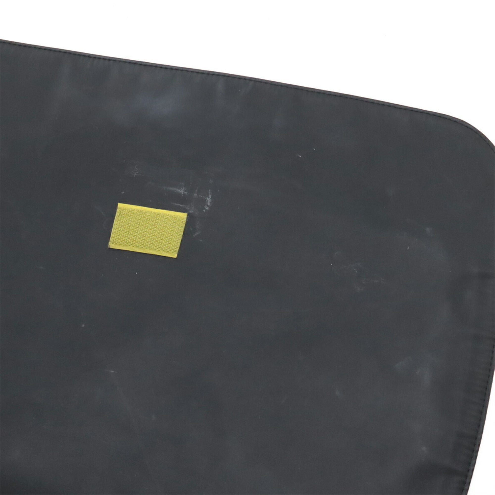 Chanel Black Rubber Messenger Bag Shoulder Bag (Pre-Owned)