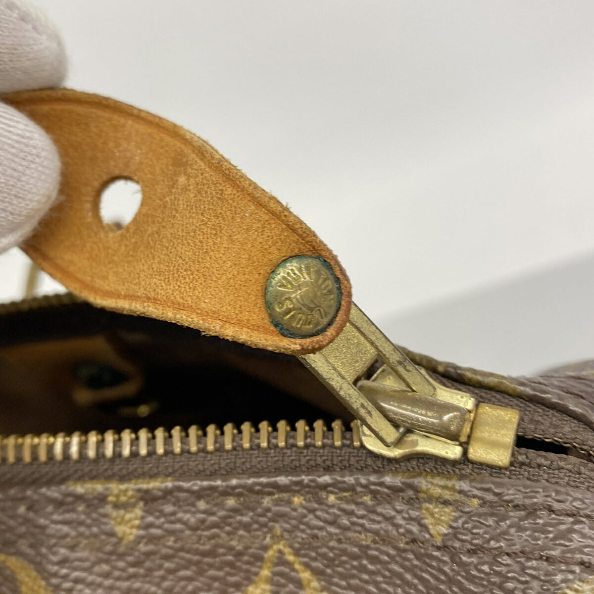 Louis Vuitton Brown Handbag (Pre-Owned)