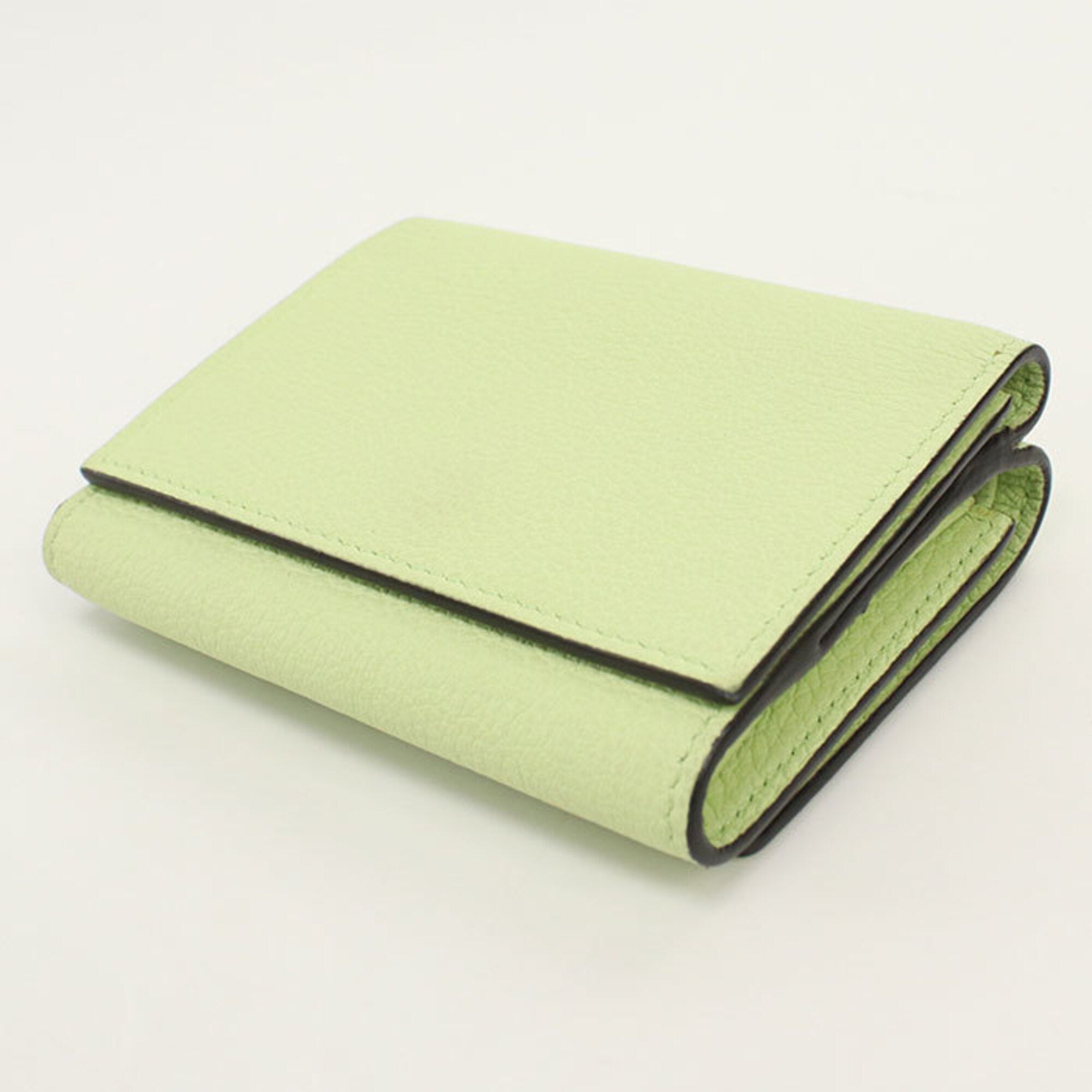 Gucci Green Leather Wallet (Tri-Fold) (Pre-Owned)