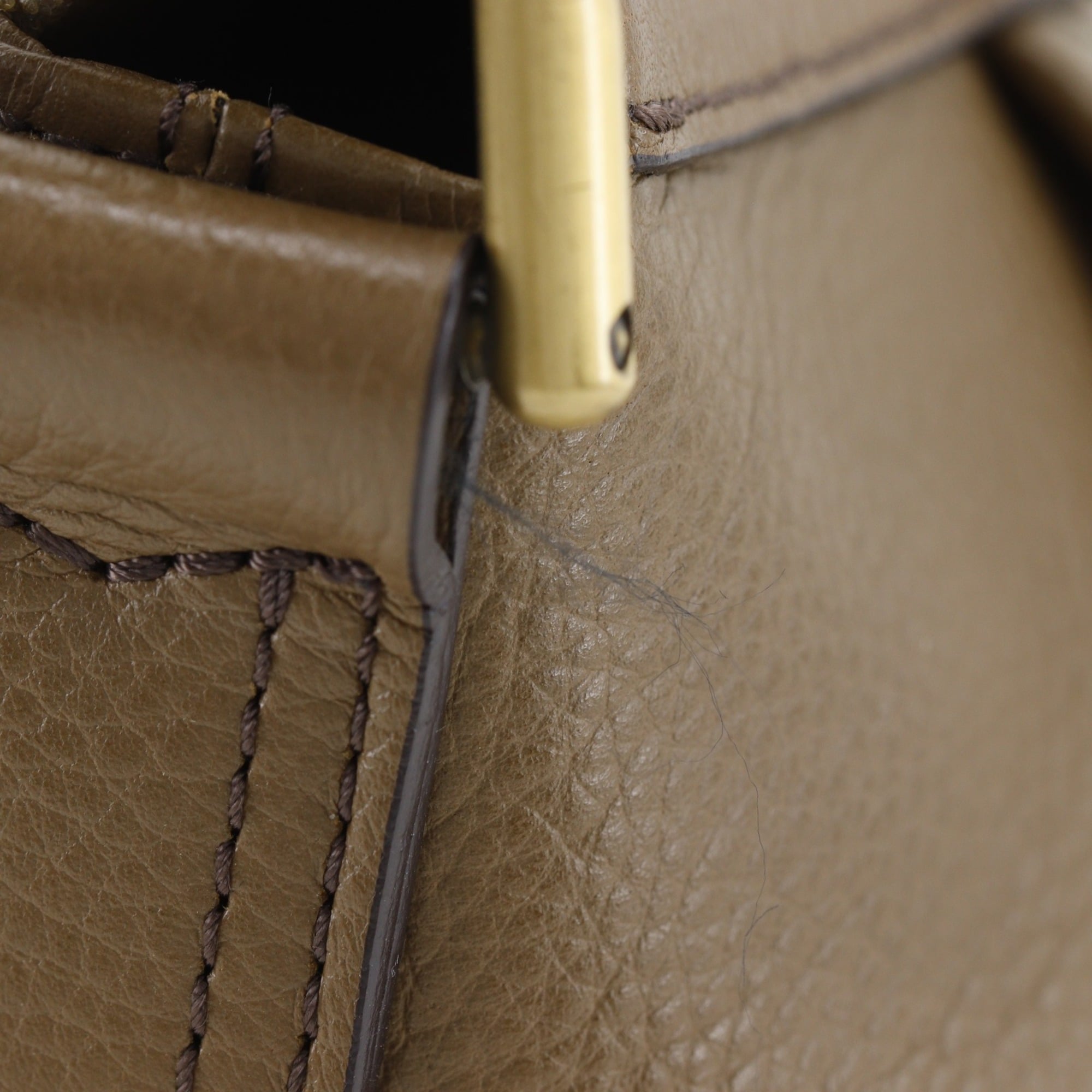 Burberry Brown Leather Shoulder Bag (Pre-Owned)