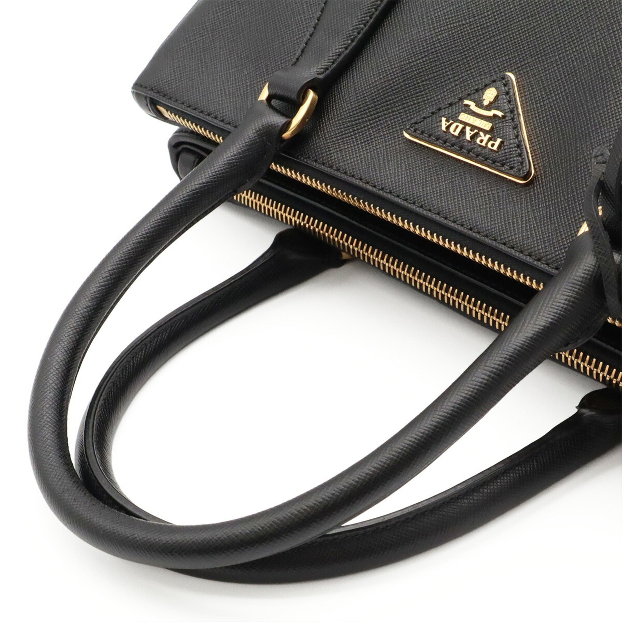 Prada Black Nero Leather Handbag (Pre-Owned)
