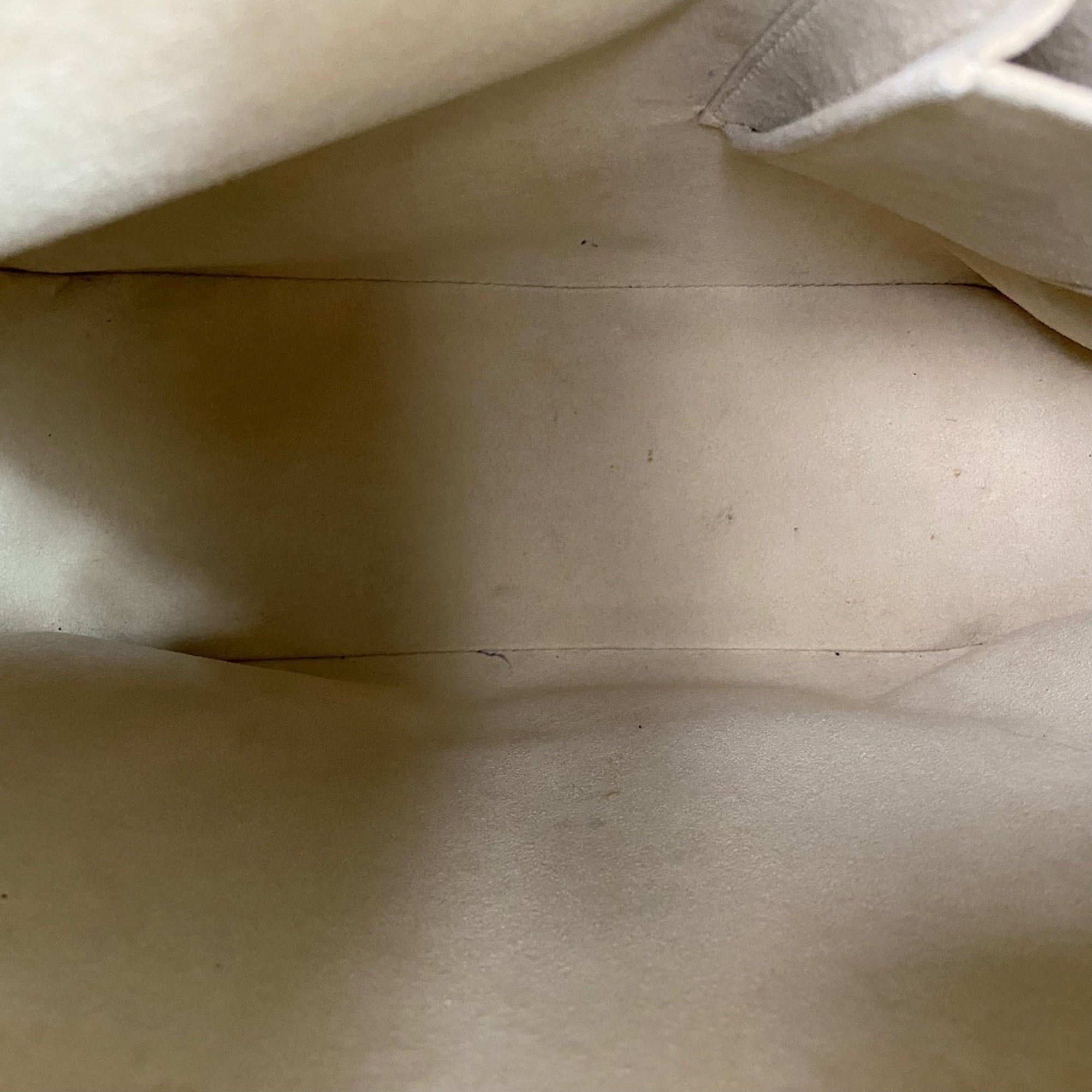 Louis Vuitton Brown Handbag (Pre-Owned)