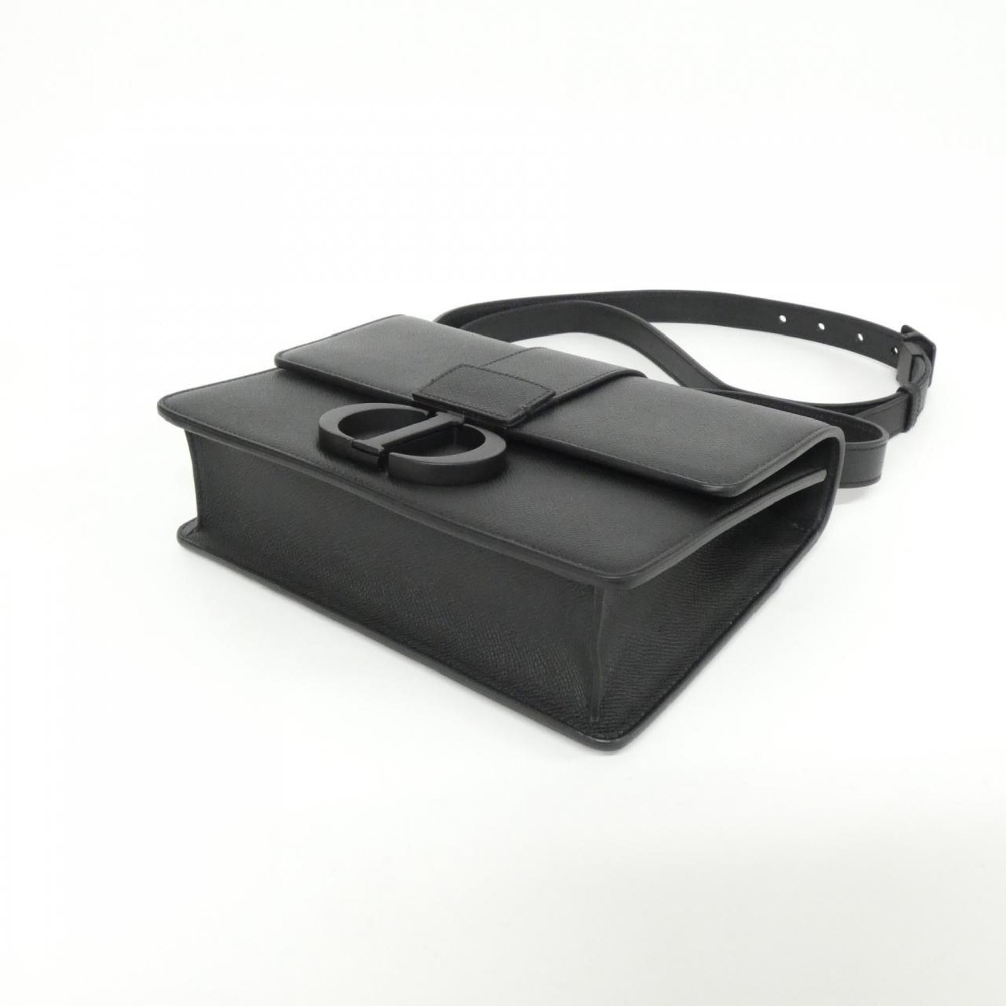 Christian Dior Black Leather Shoulder Bag (Pre-Owned)