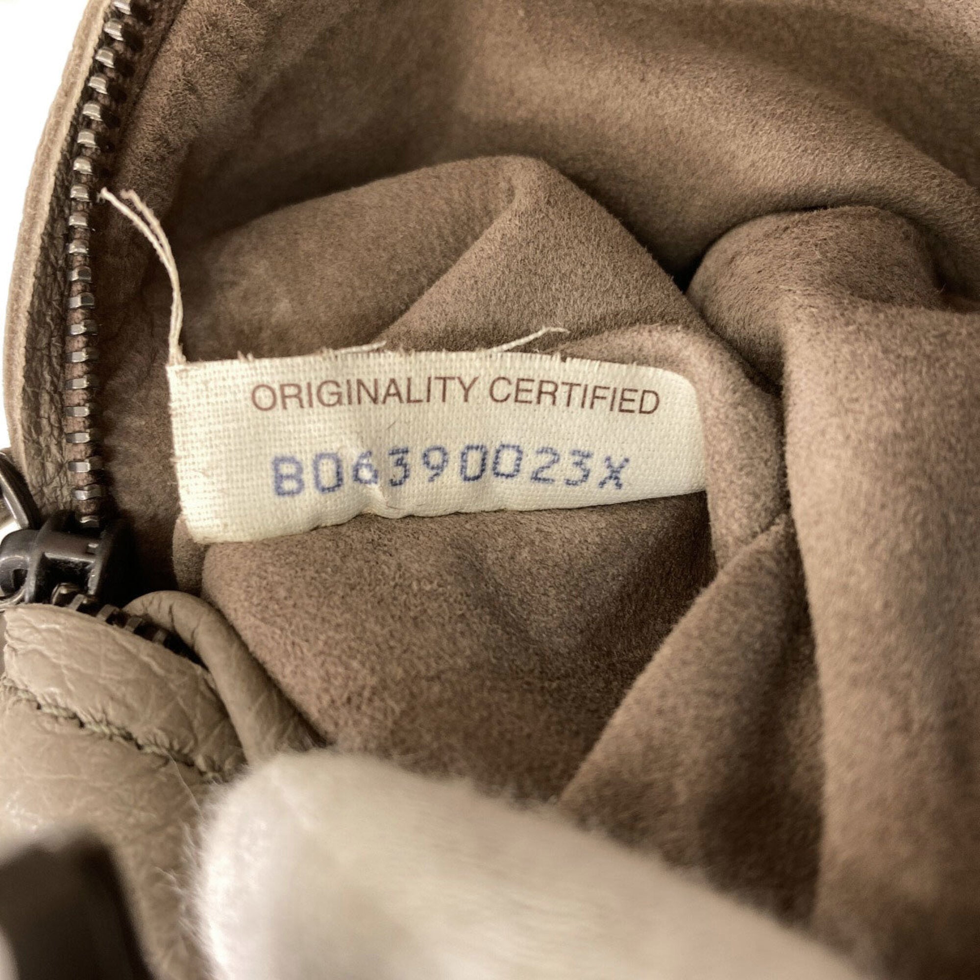 Bottega Veneta Gray Leather Handbag (Pre-Owned)