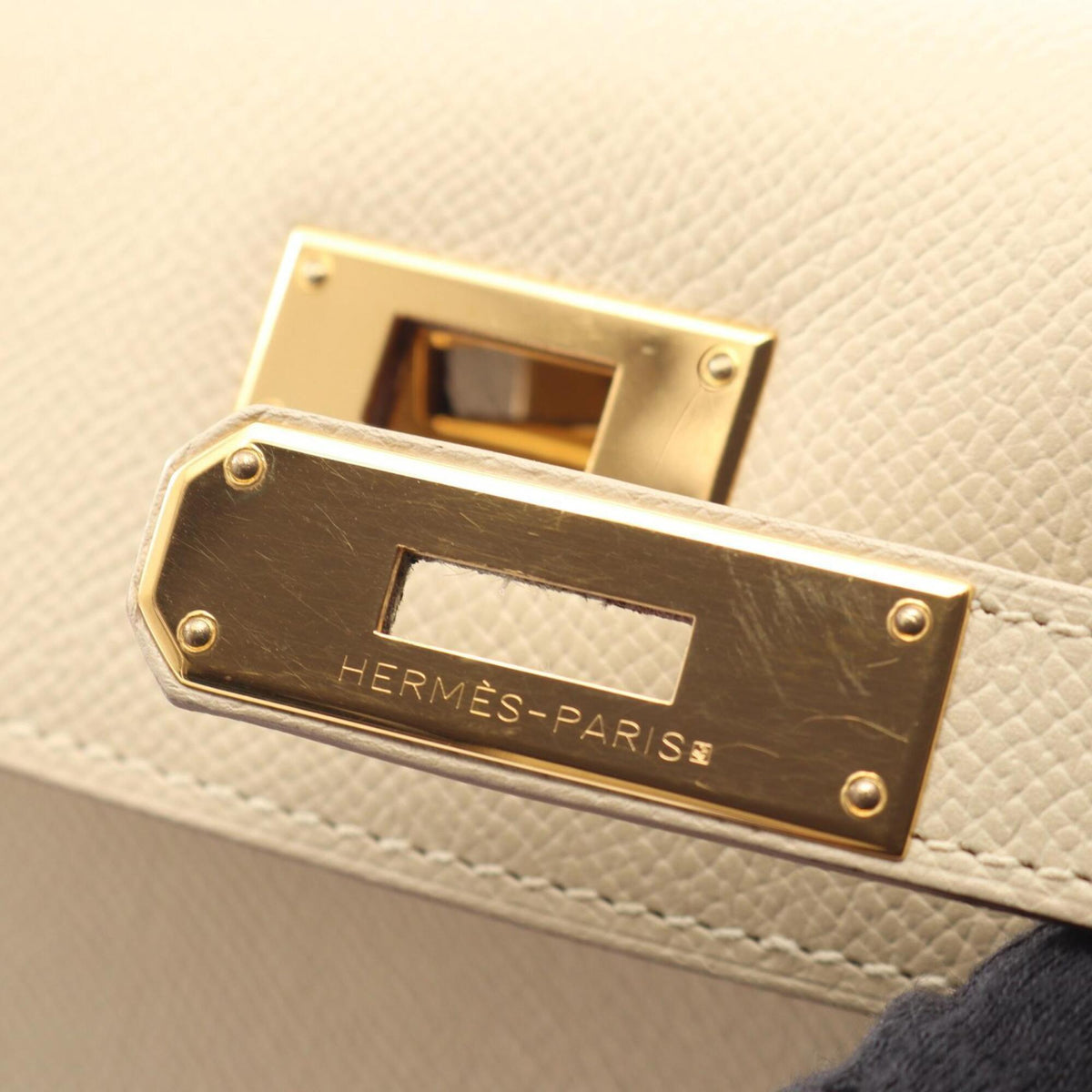 Hermes Ivory Epsom Leather Leather Handbag (Pre-Owned)