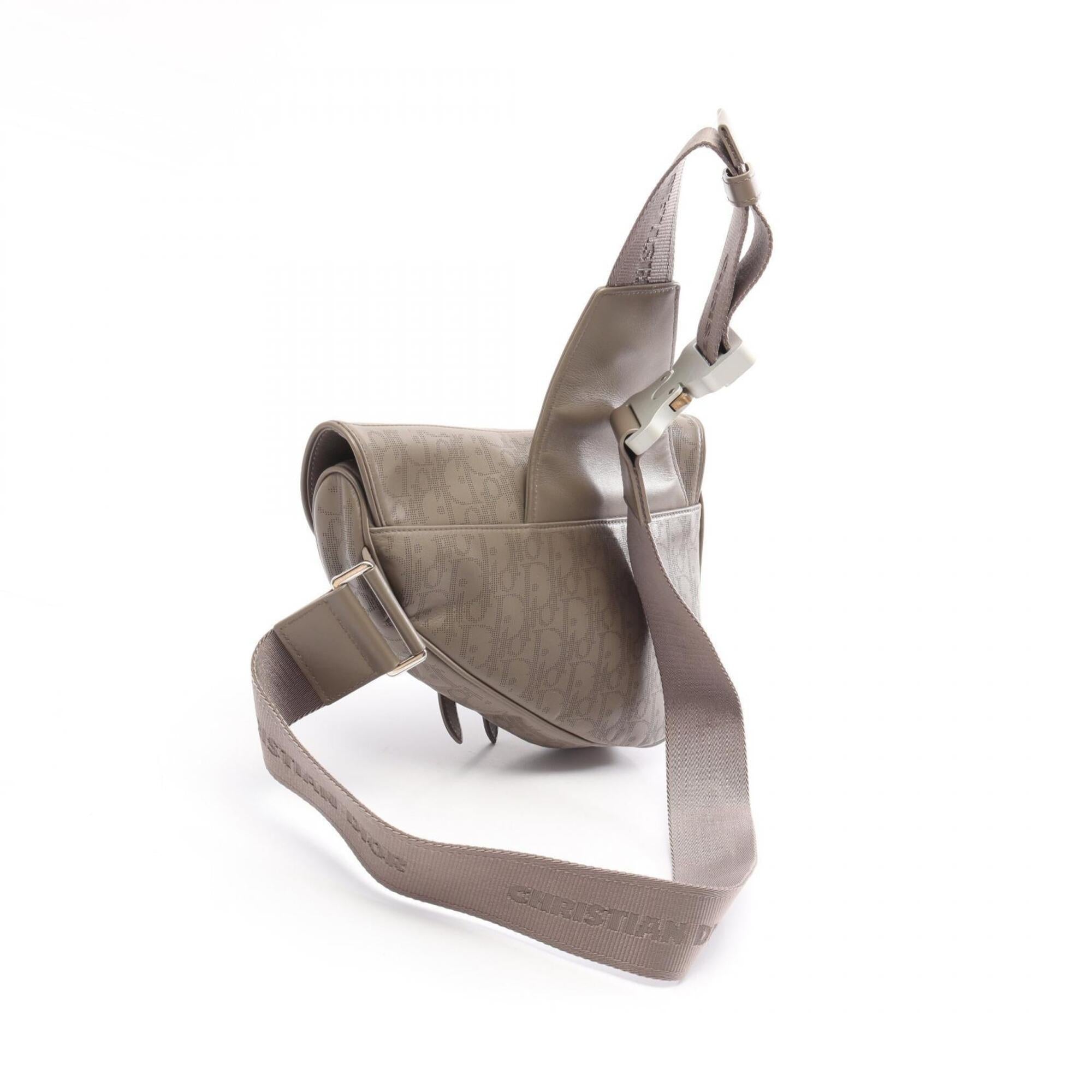 Christian Dior Beige Leather Fanny Pack Handbag Saddle Bag (Pre-Owned)