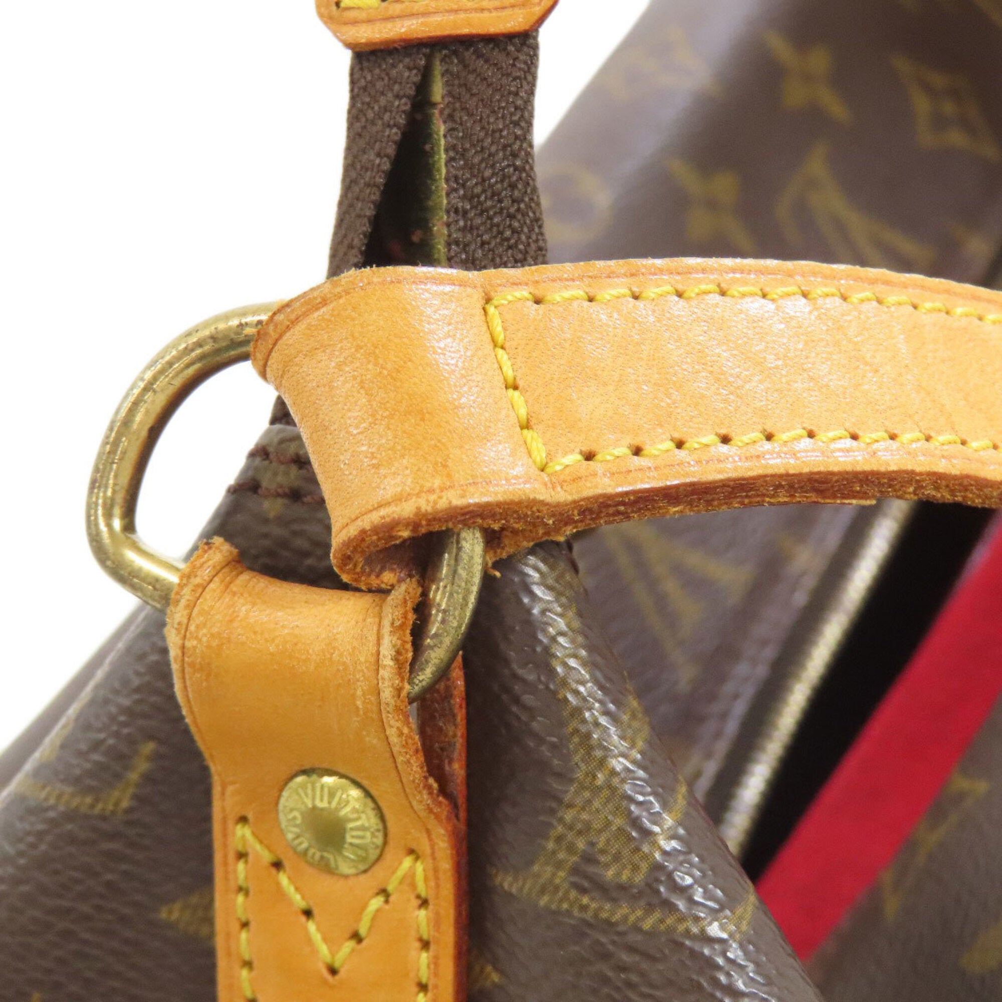 Louis Vuitton Monogram Monogram Shoulder Bag (Pre-Owned)