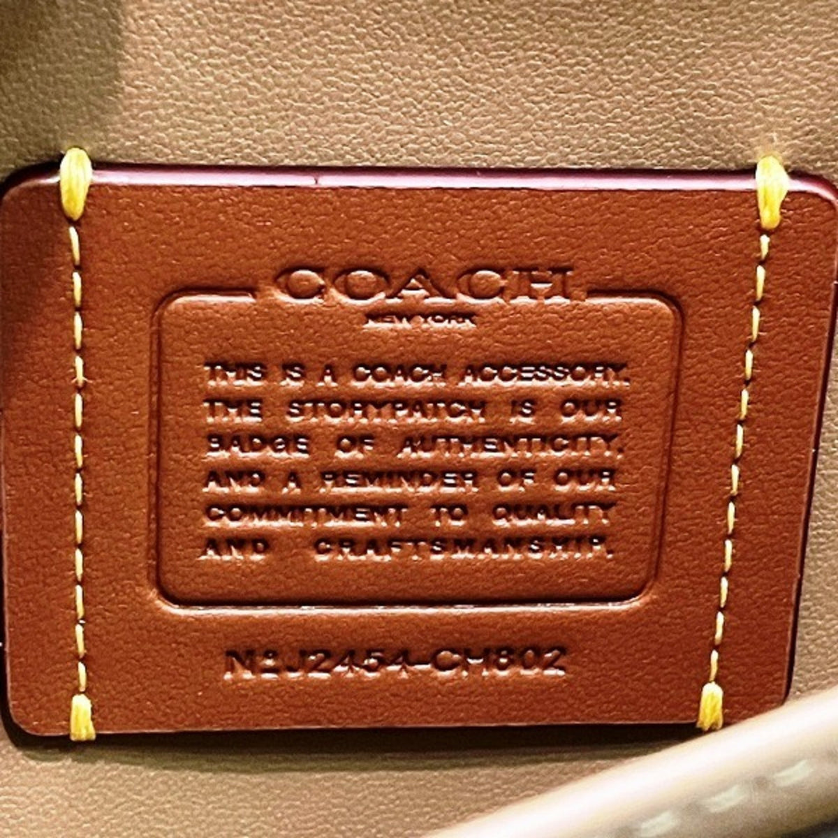Coach Light Pink Leather Shoulder Bag (Pre-Owned)