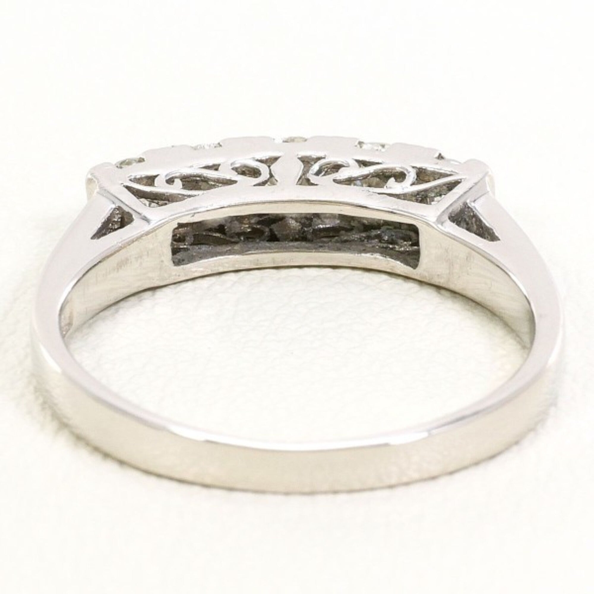 Unbranded Platinum Platinum 900 Band Ring (Pre-Owned)