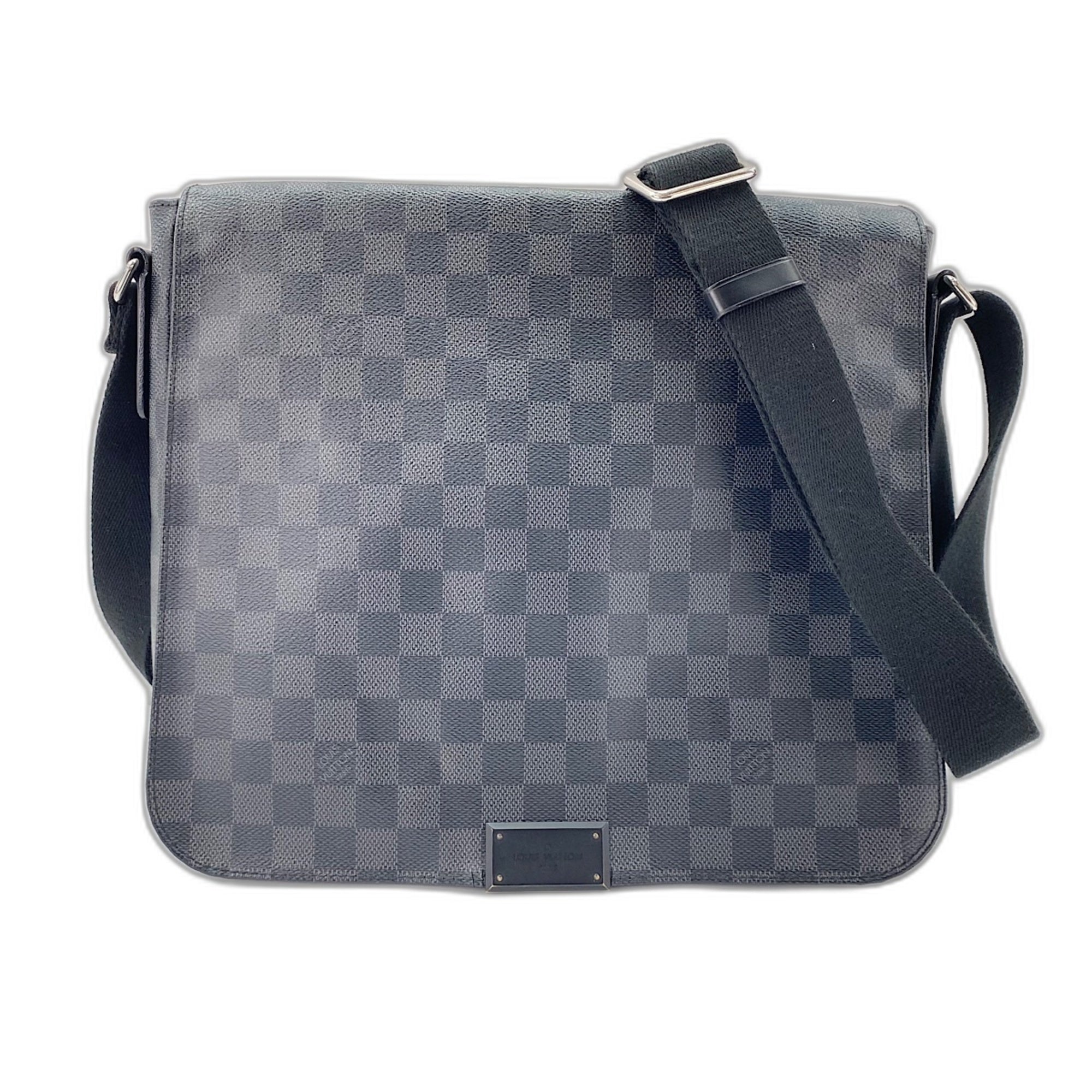 Louis Vuitton Black Shoulder Bag (Pre-Owned)