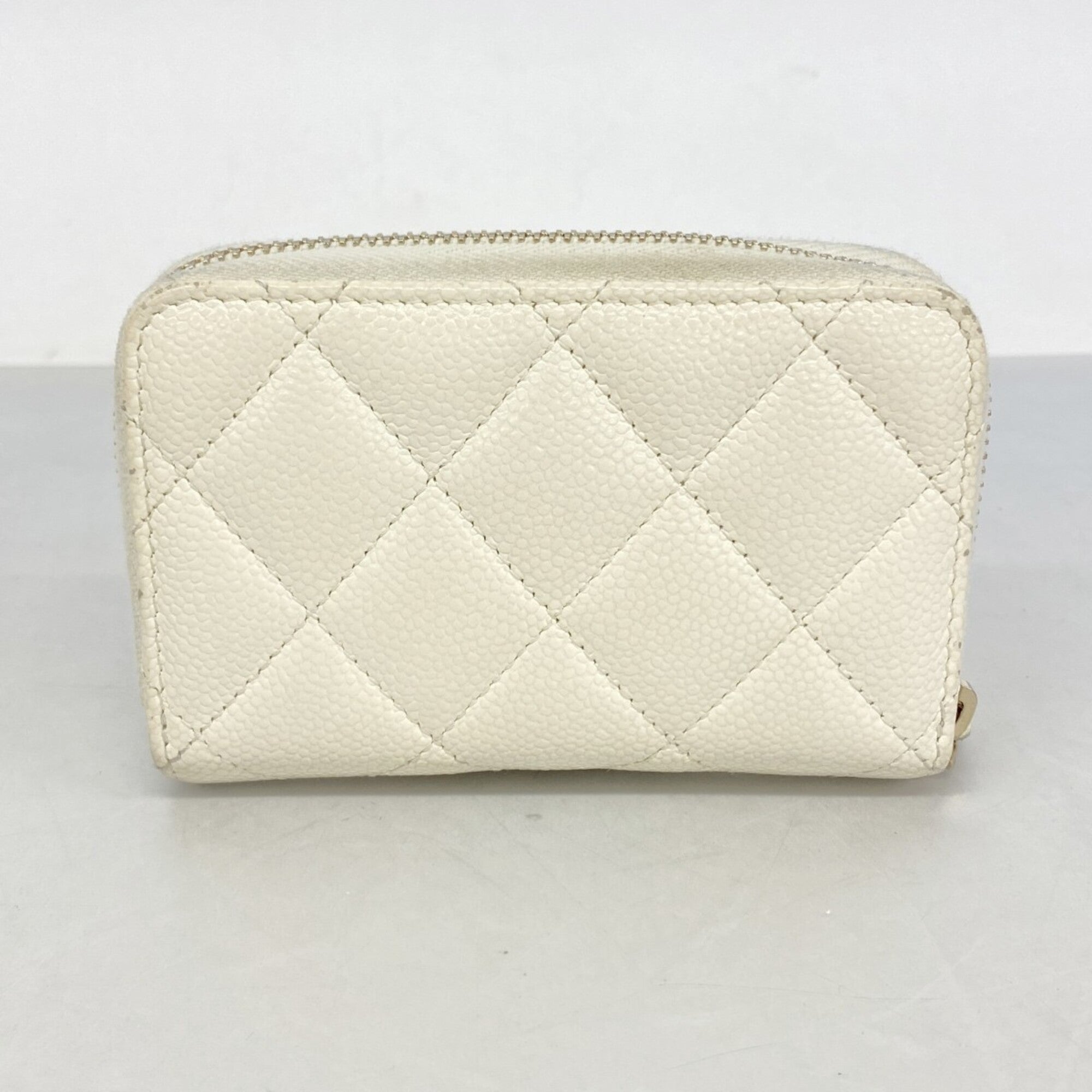 Chanel White Grained Calfskin Coin Purse/Coin Case (Pre-Owned)