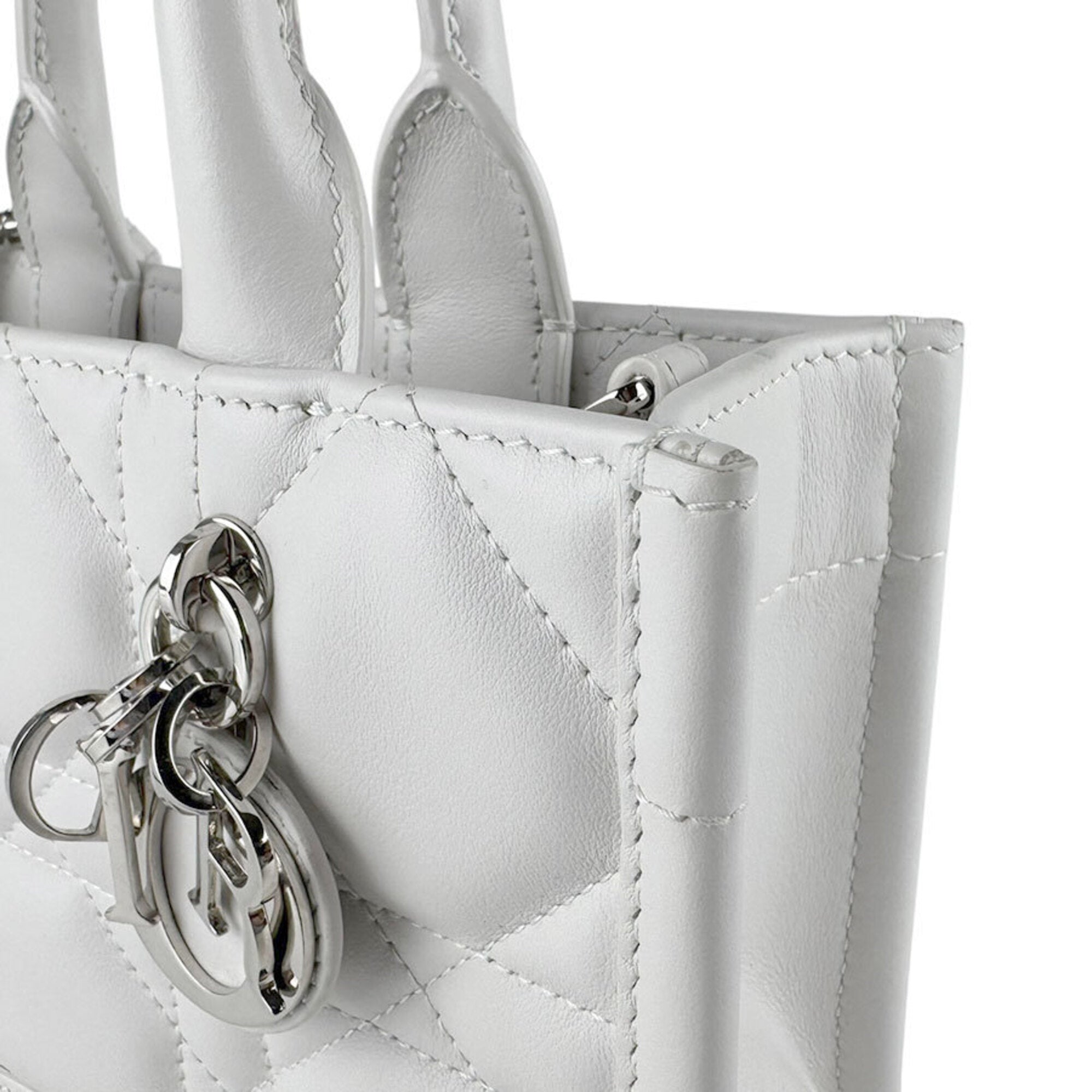 Christian Dior White Leather Handbag Shoulder Bag (Pre-Owned)