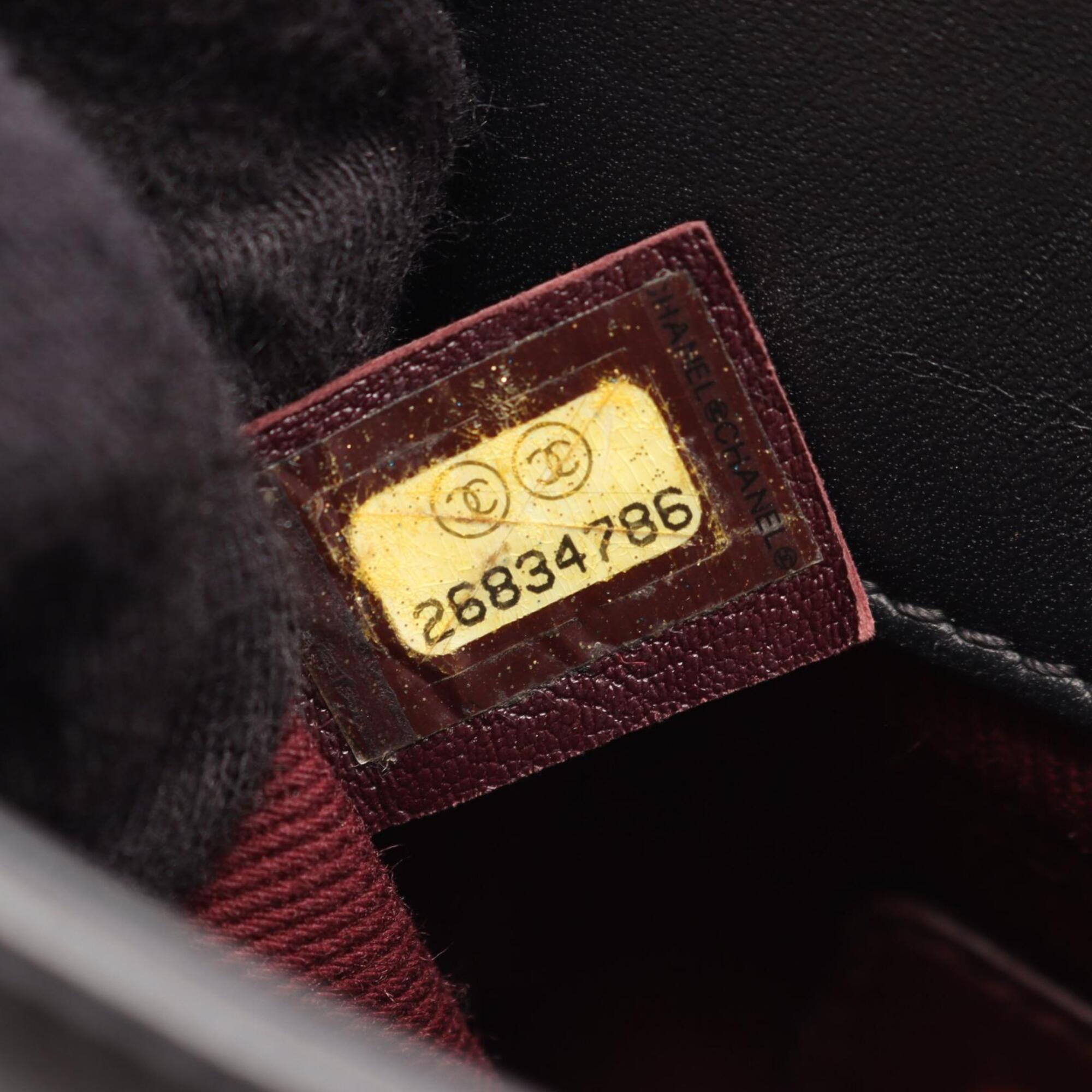 Chanel Black Leather Handbag Shoulder Bag (Pre-Owned)