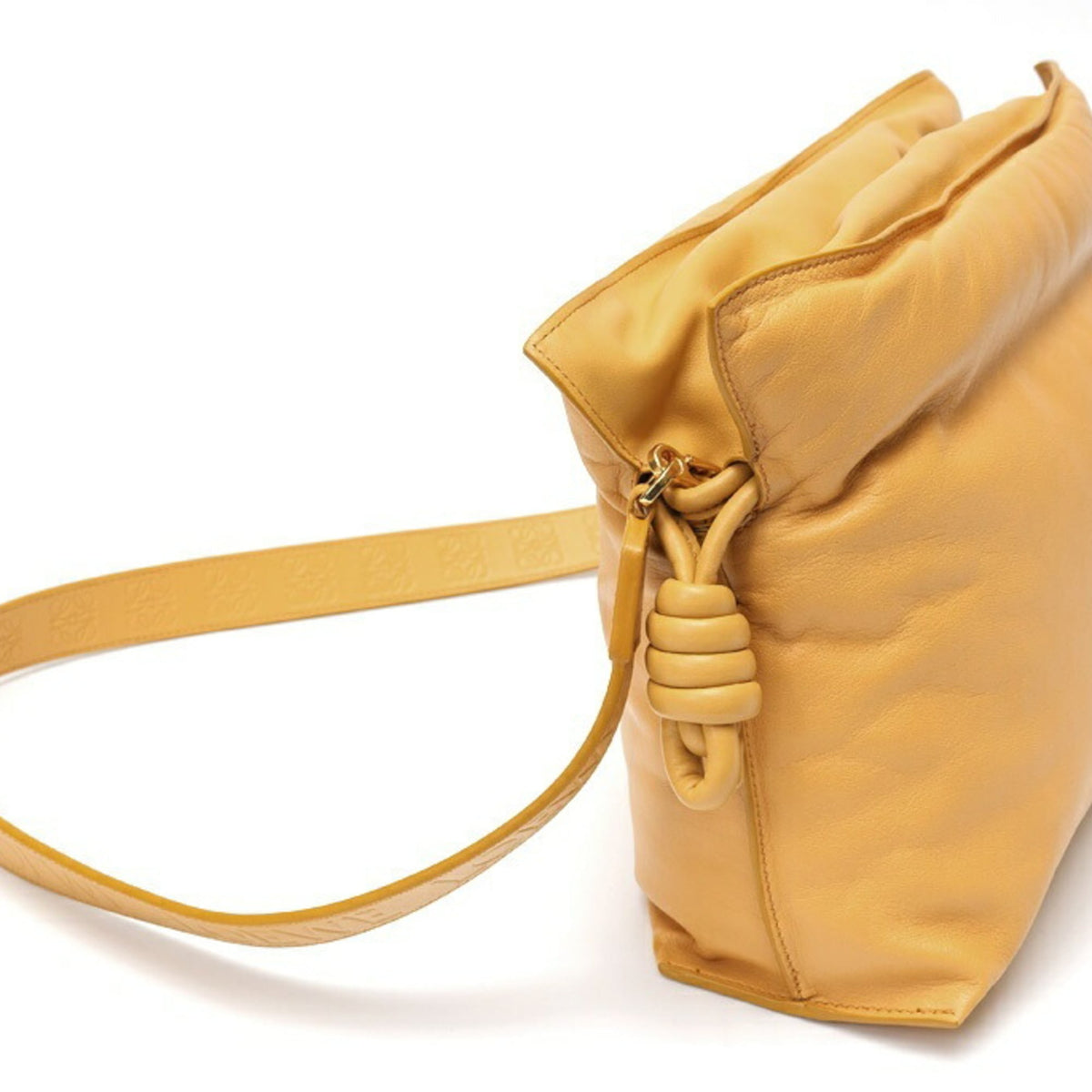 Loewe Camel Leather Shoulder Bag (Pre-Owned)