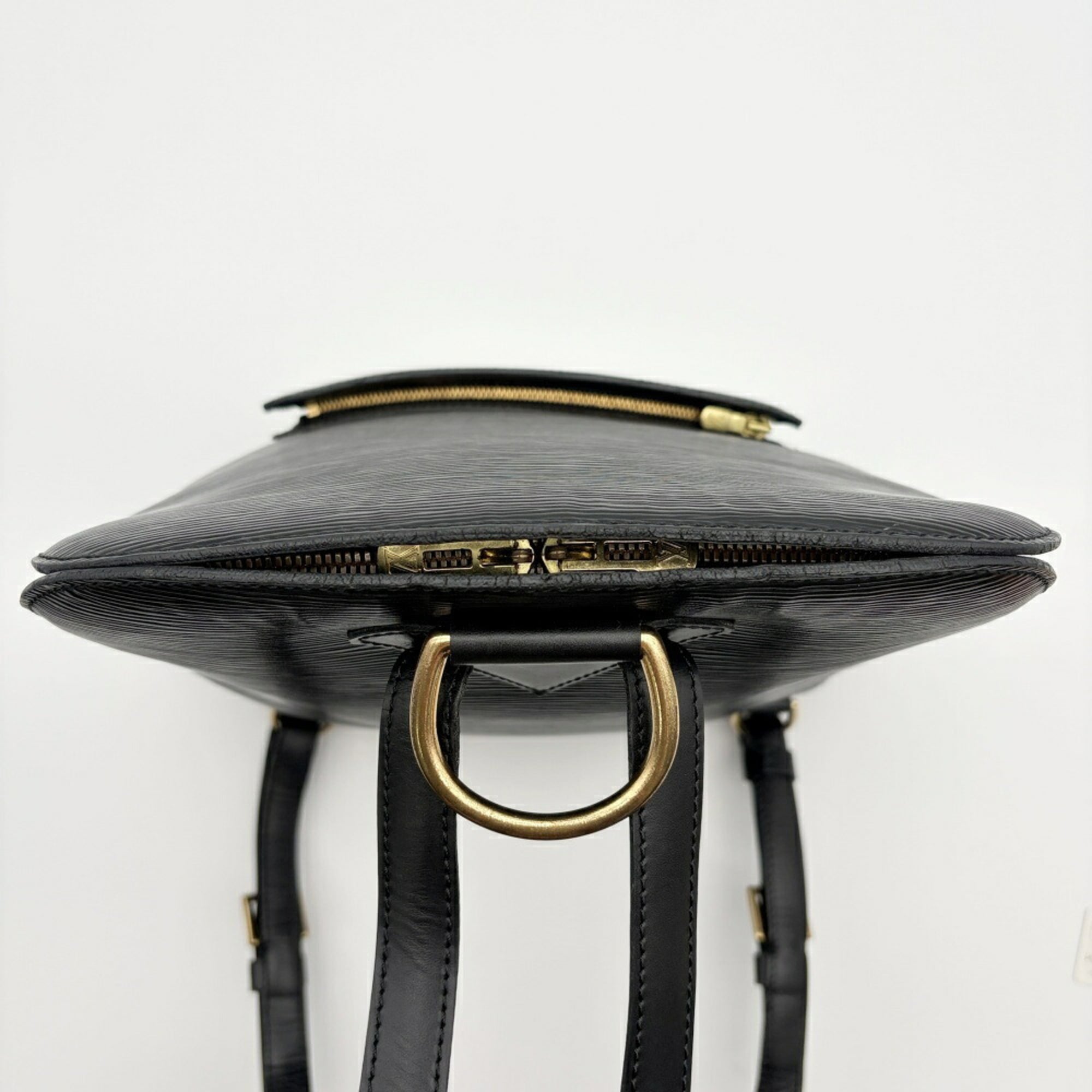 Louis Vuitton Noir Epi Leather Backpack (Pre-Owned)