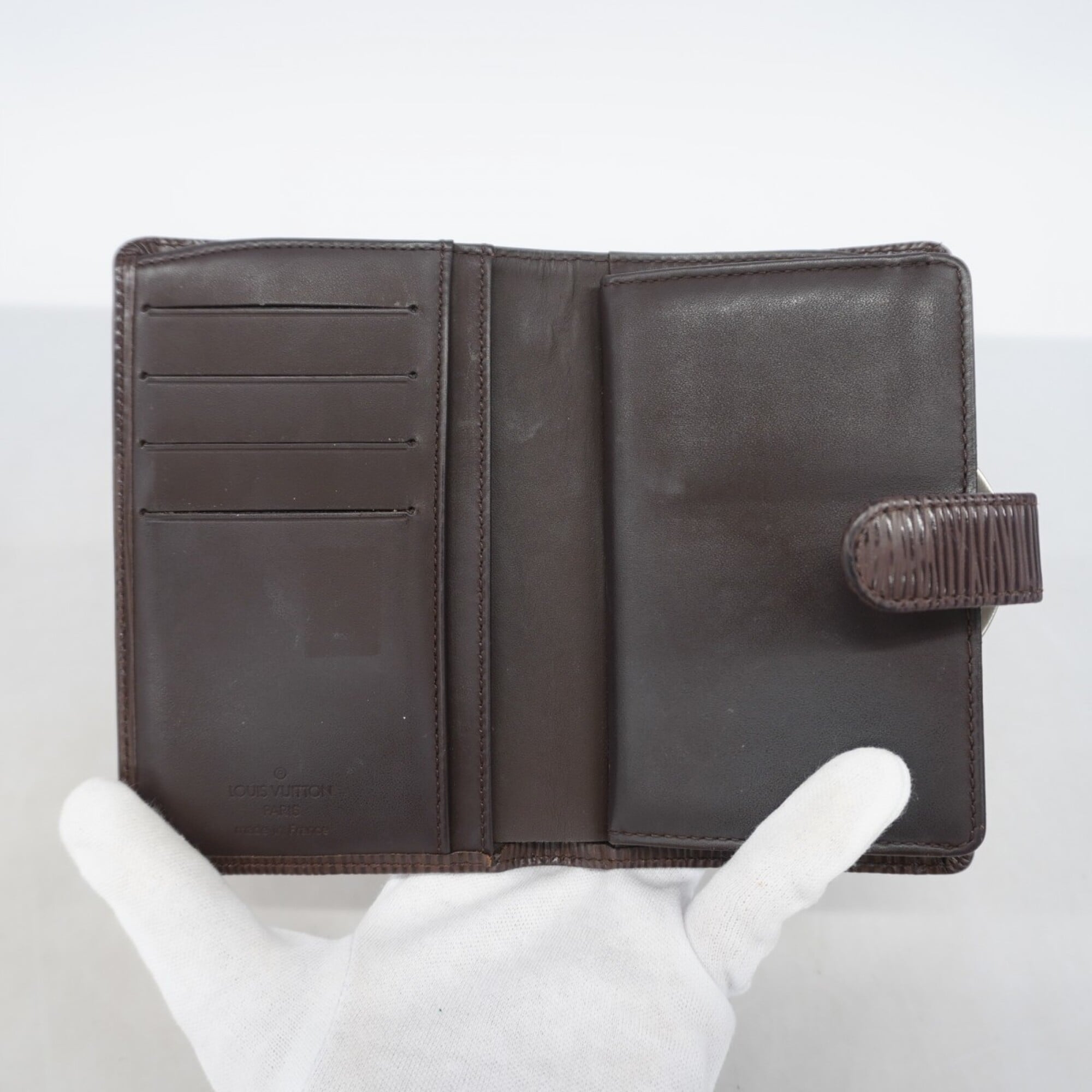 Louis Vuitton Mocha Wallet (Bi-Fold) (Pre-Owned)