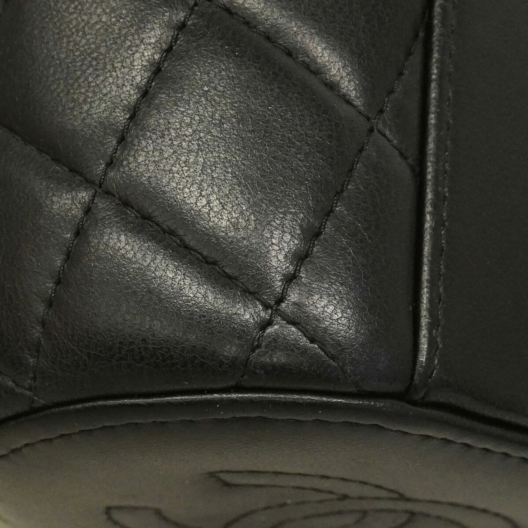 Chanel Black Leather Vanity Bag (Pre-Owned)