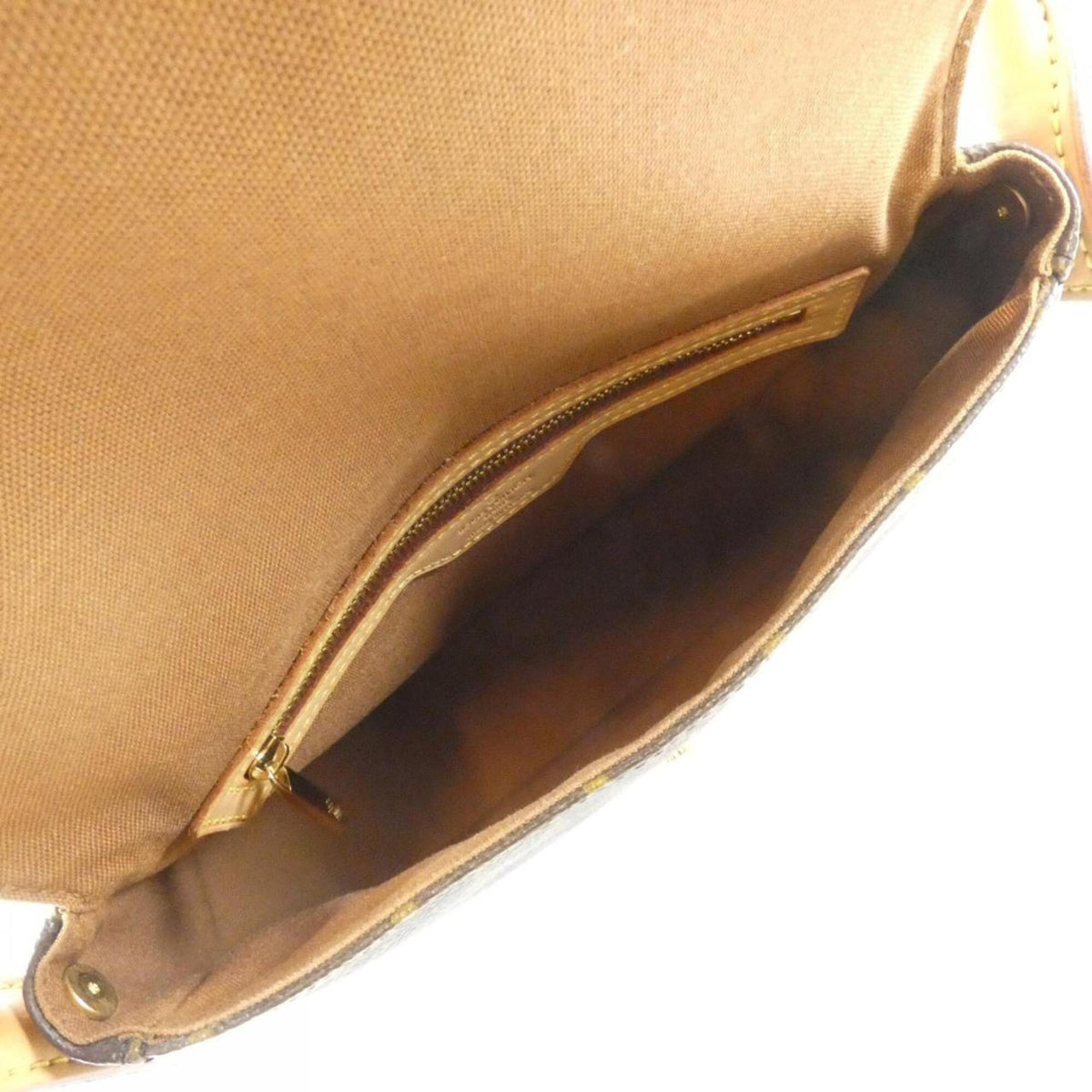 Louis Vuitton Brown Coated Canvas Shoulder Bag (Pre-Owned)